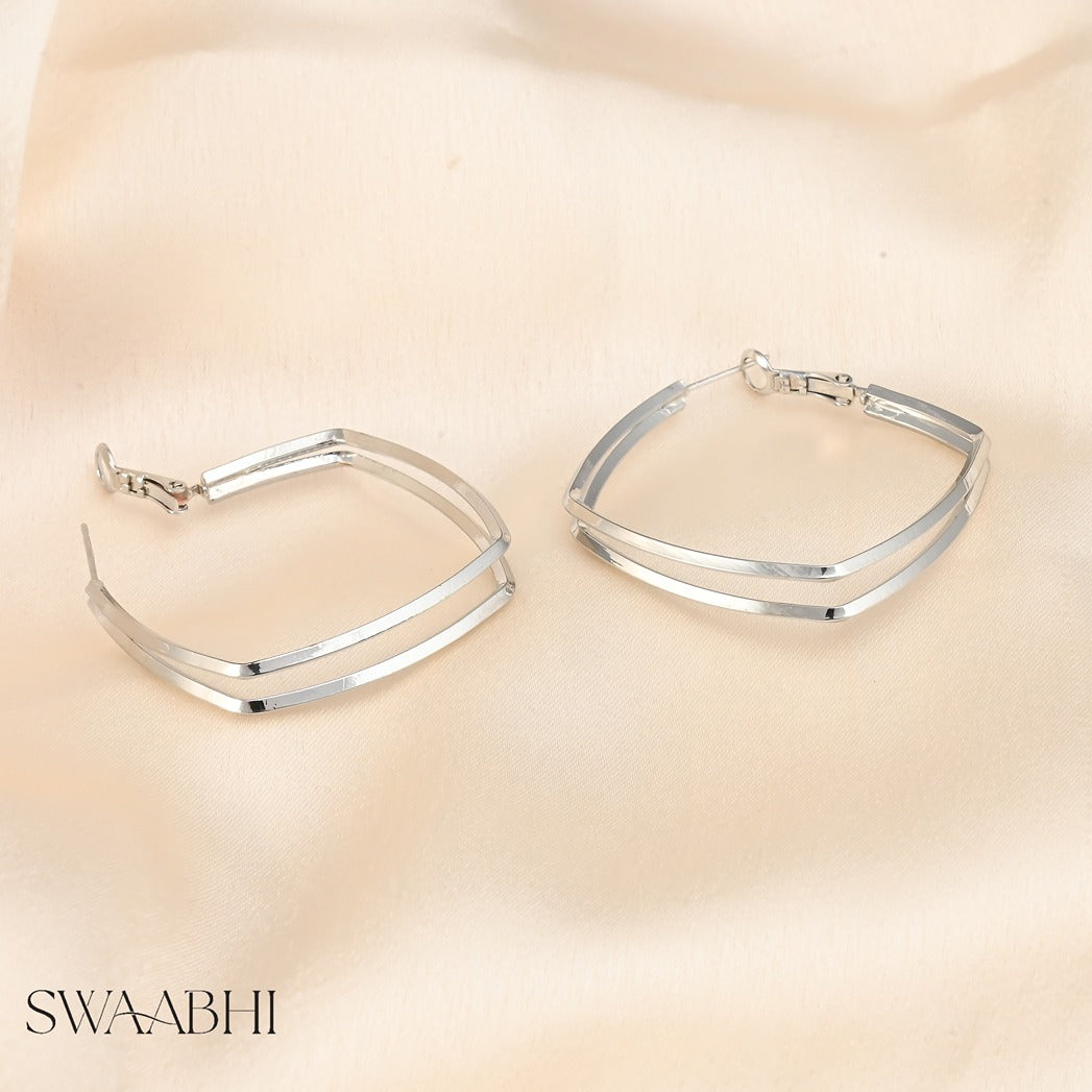 Squared Rounded Hoop Earrings, Tyla
