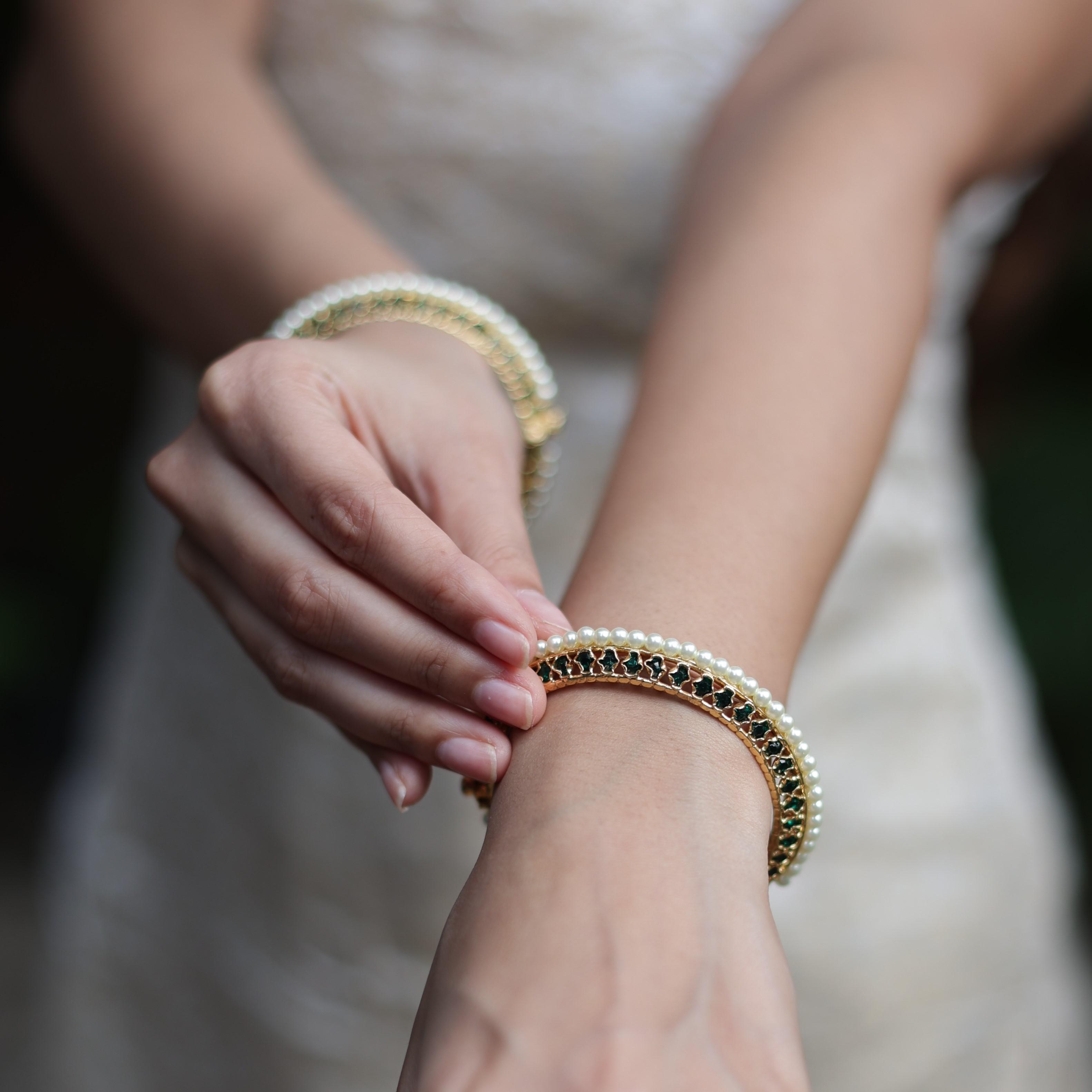 Paridhi Pearls Bangles