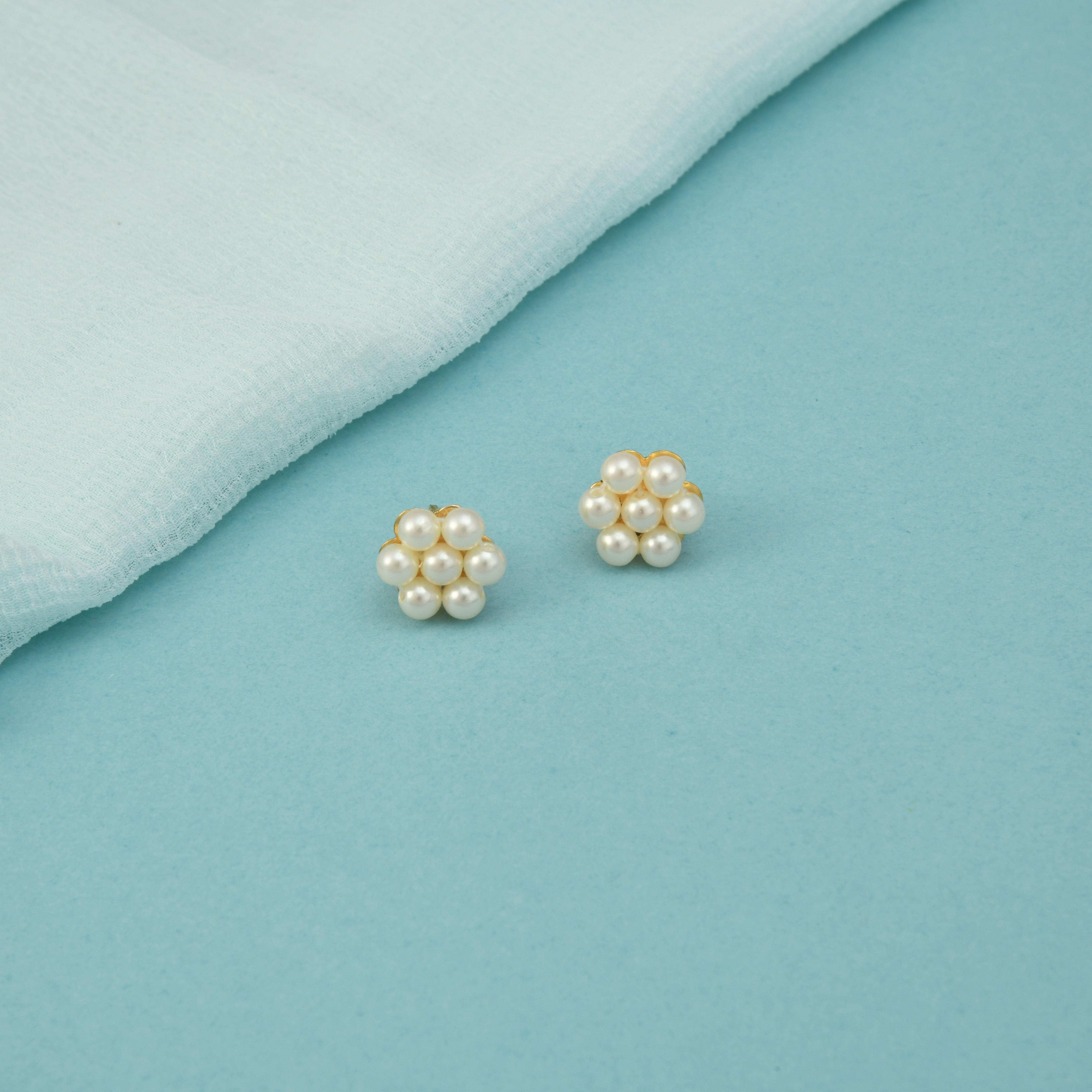 Pearl Kudi Earrings