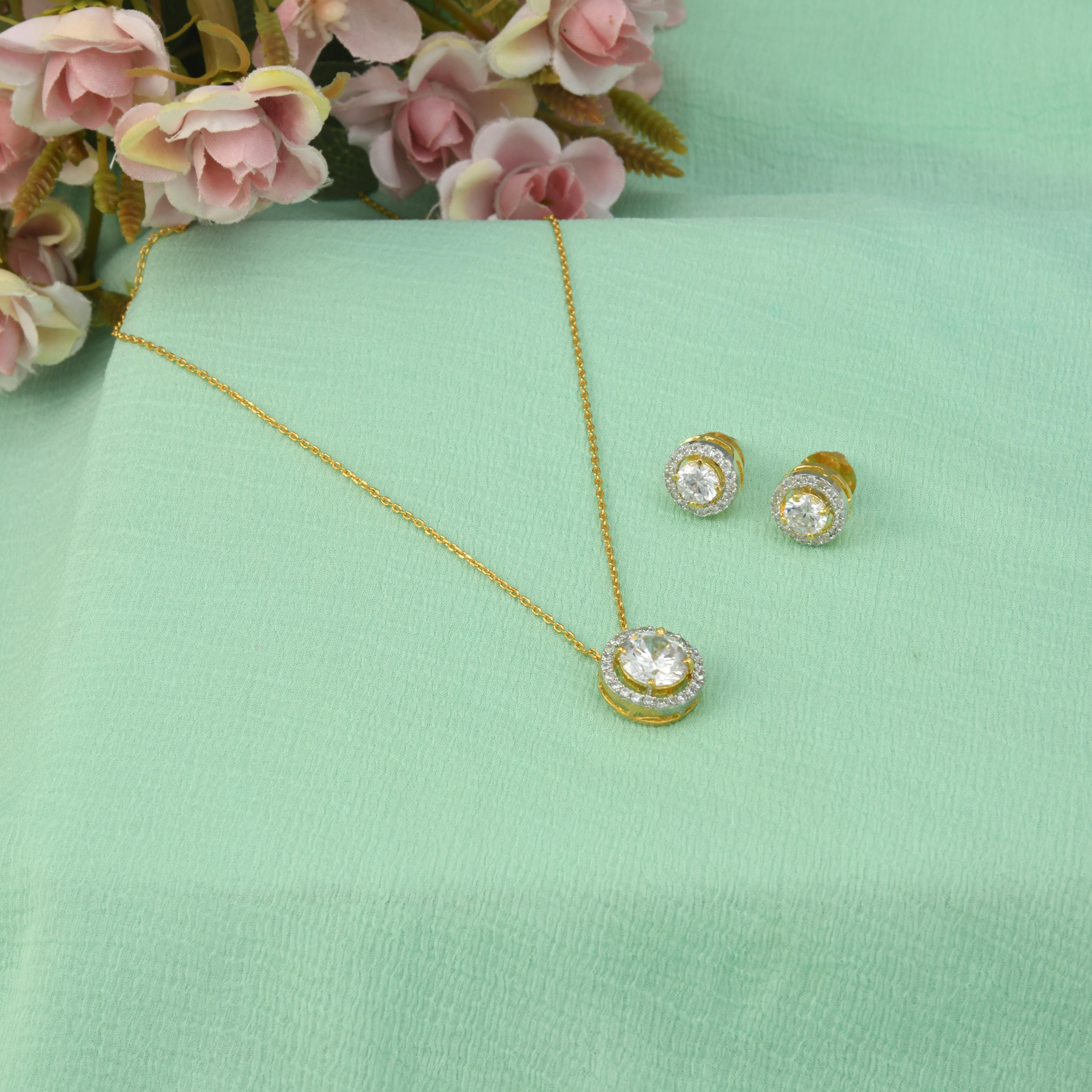 Round Shape Pendant Set