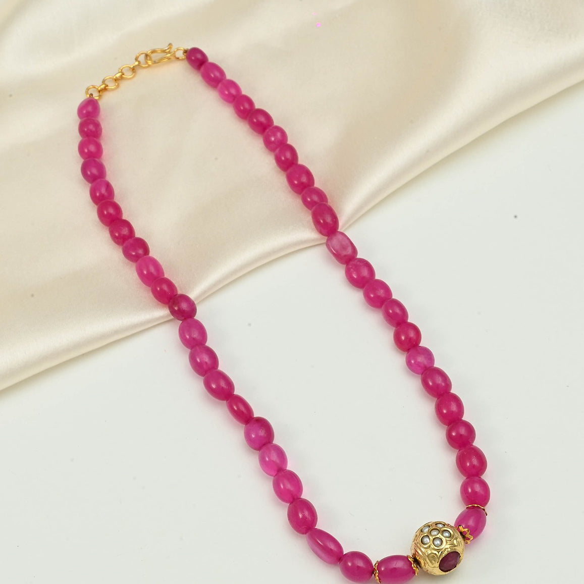 Pink Jade Bead Necklace