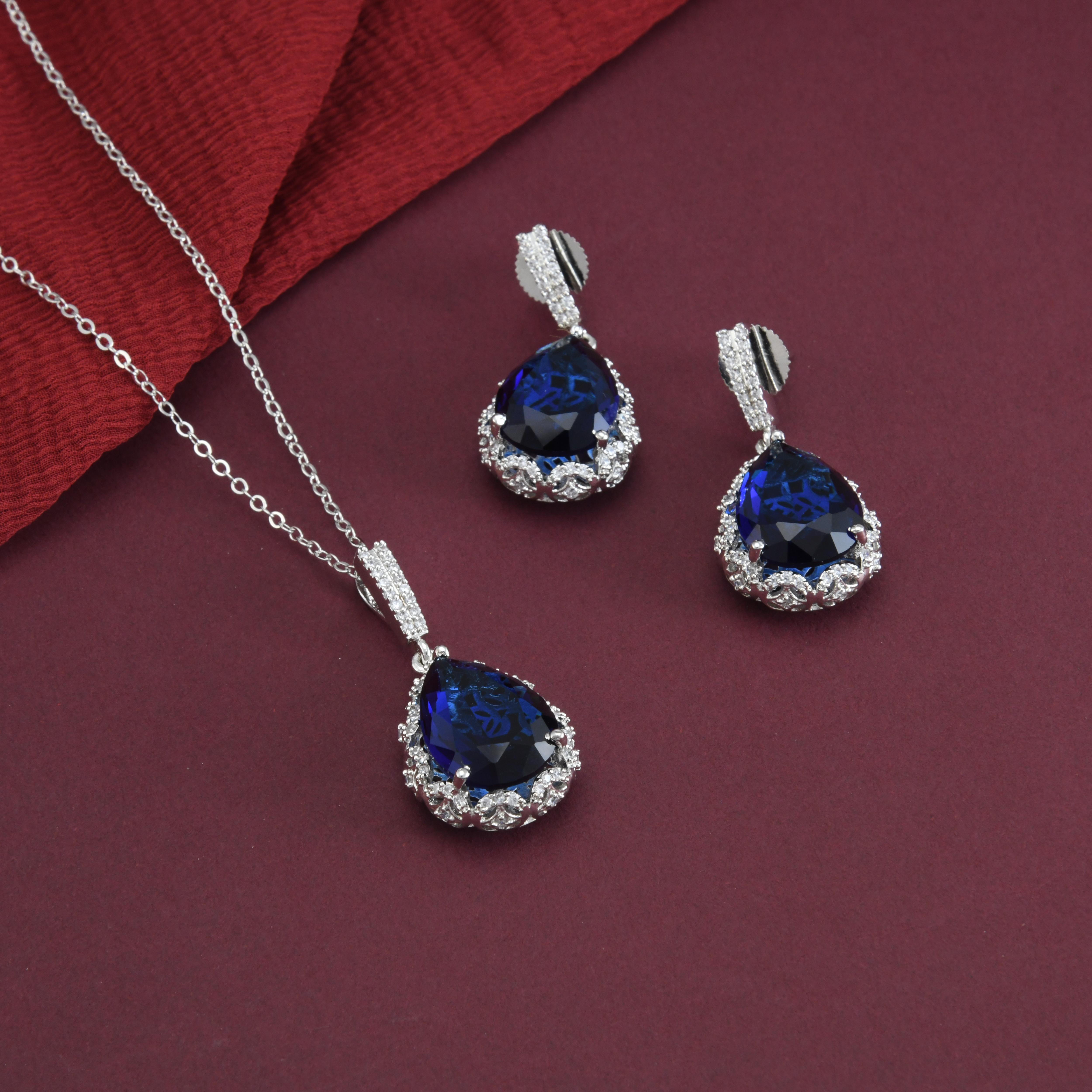 Mahi Drop Pendant Set