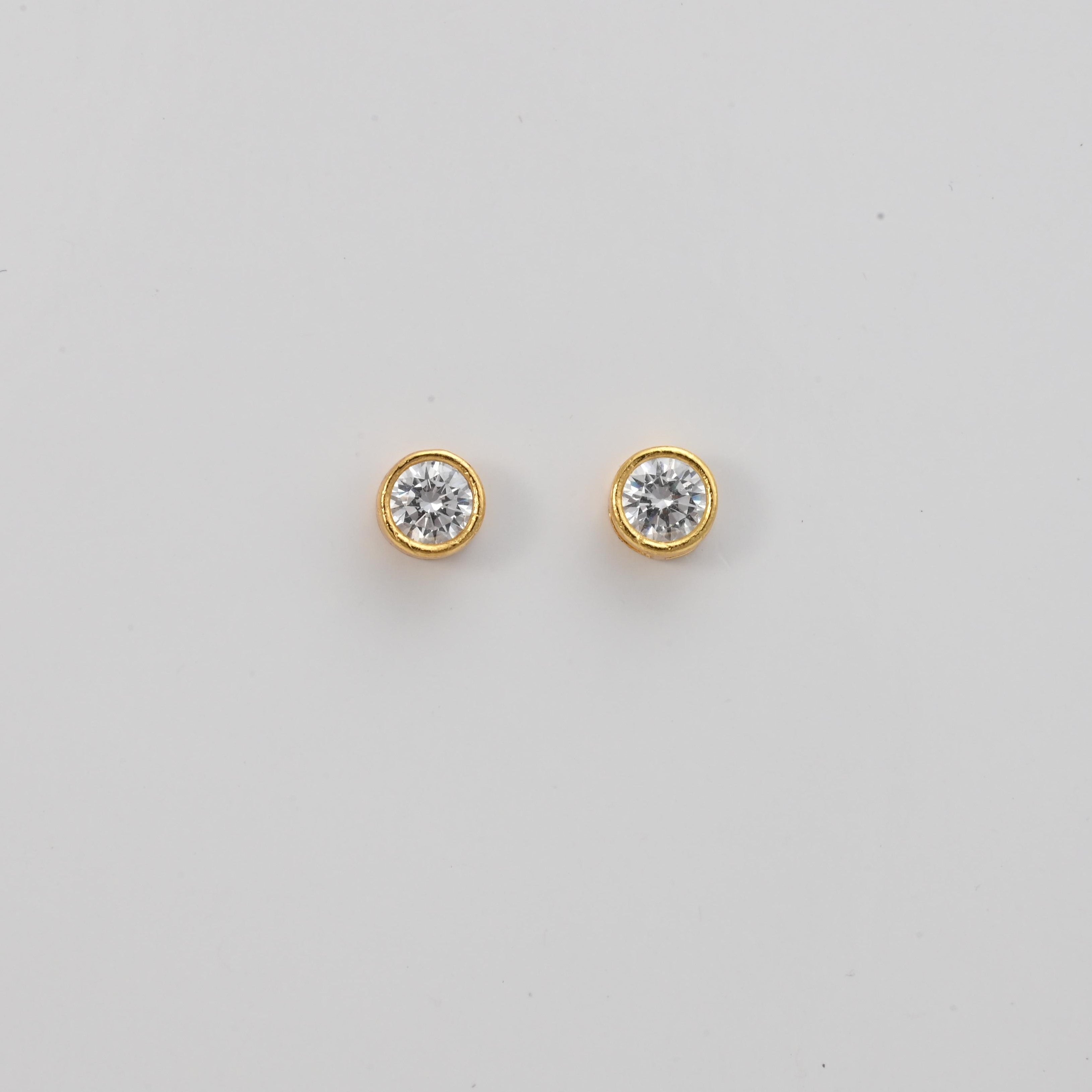 Dainty Diamond Stud Earrings