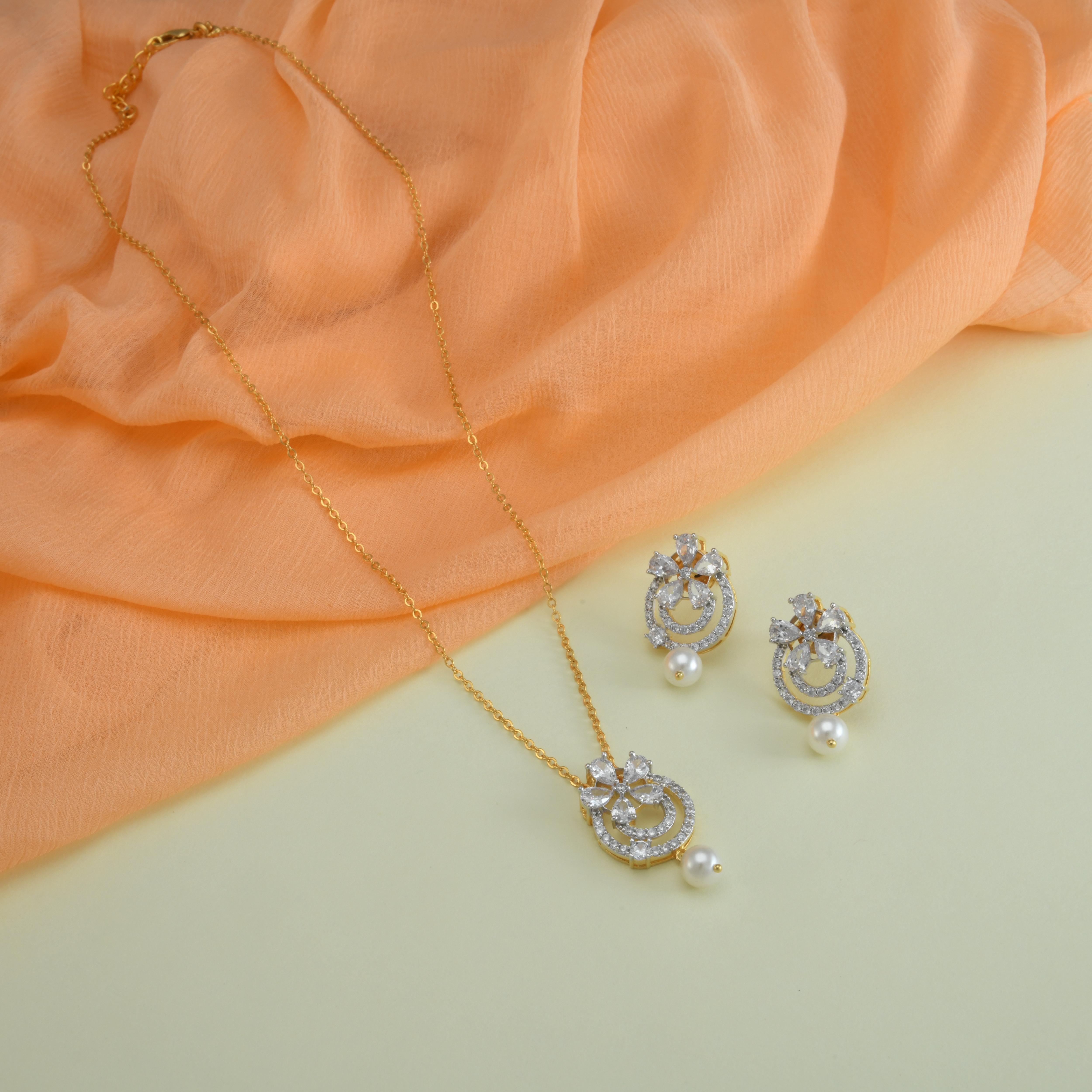 Aria CZ Pendant Set