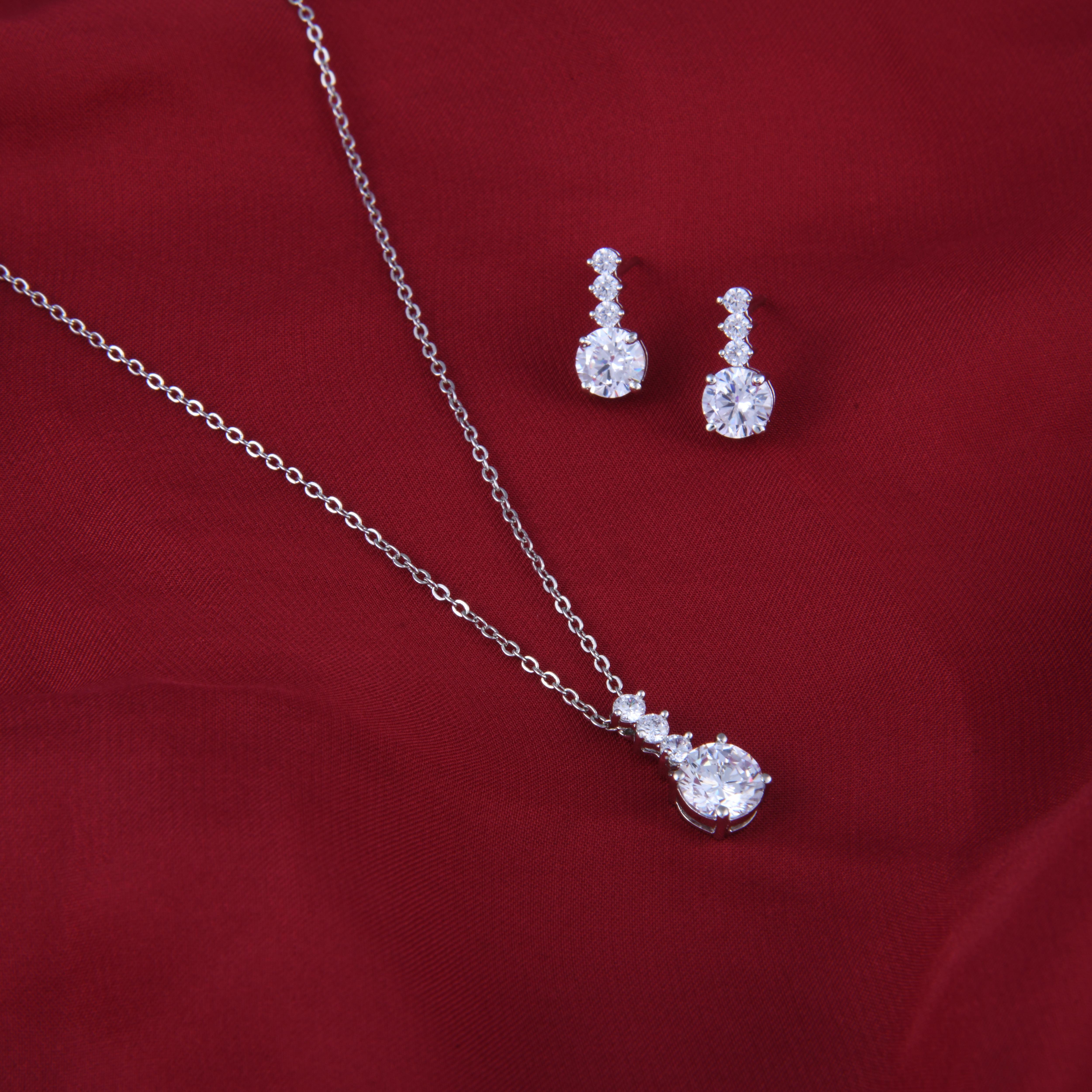 Kiyara CZ Stone Pendent Set