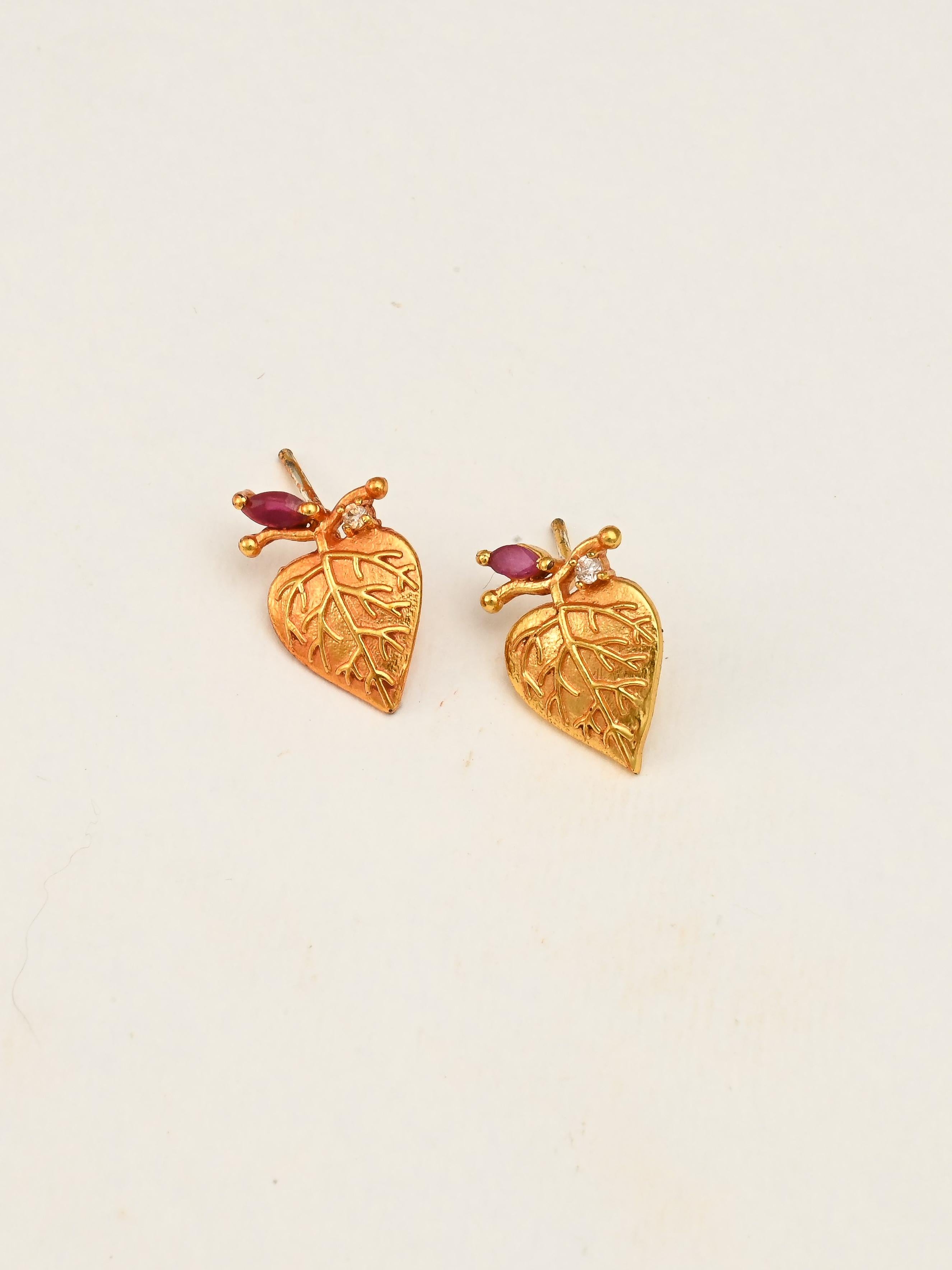 Vida Earrings