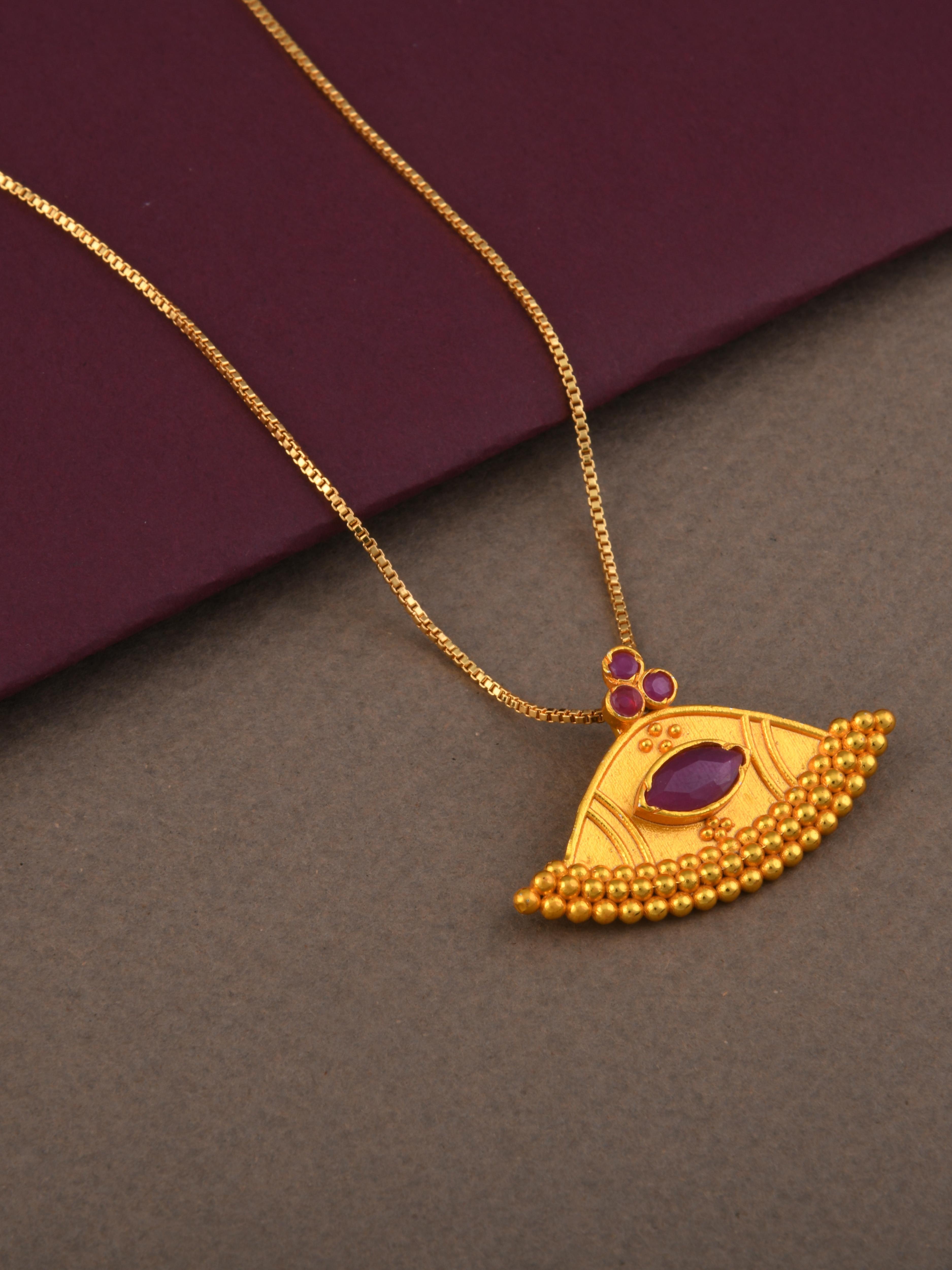Mattalli Pendant Necklace