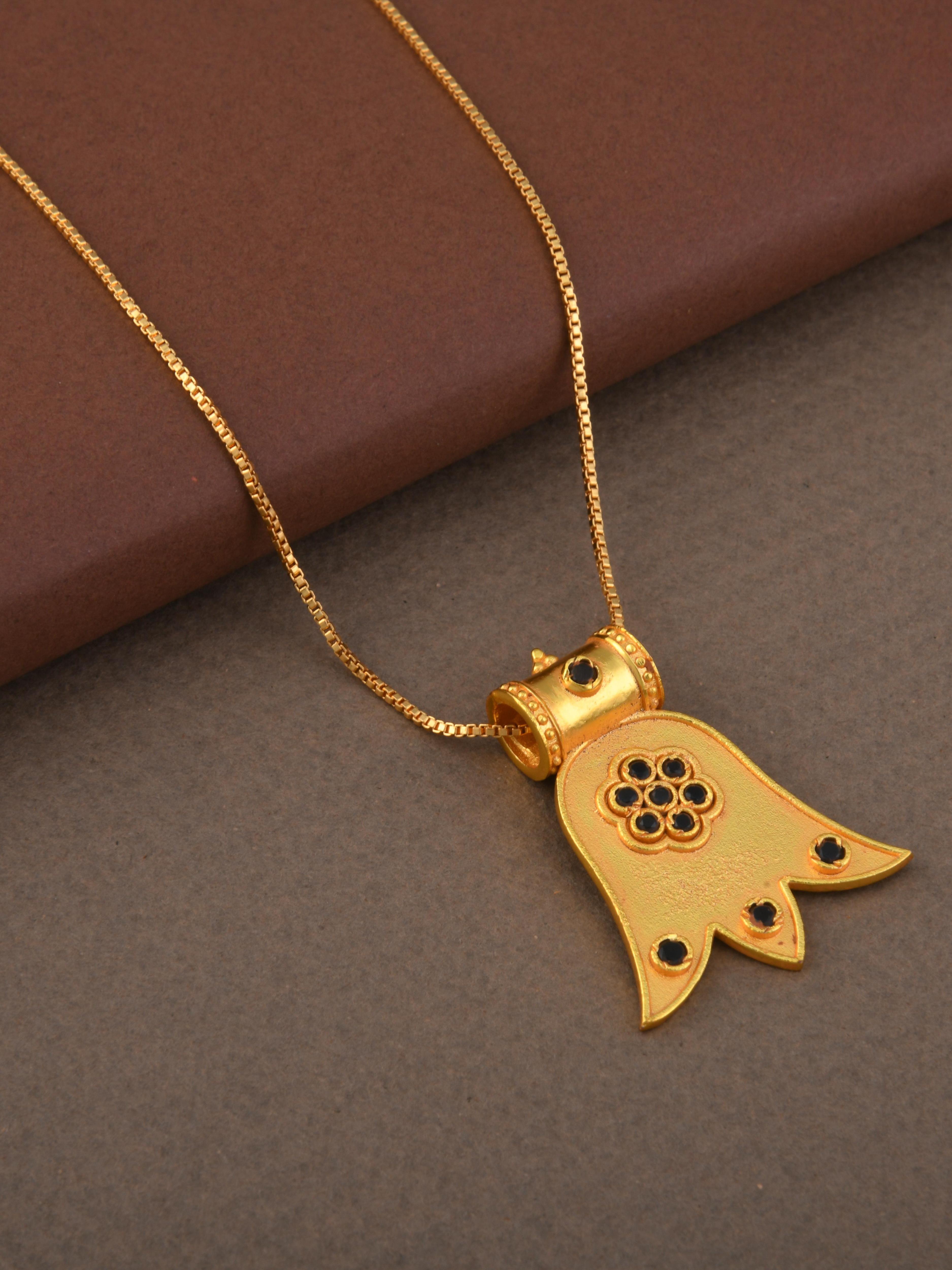 Alatam Pendant Necklace