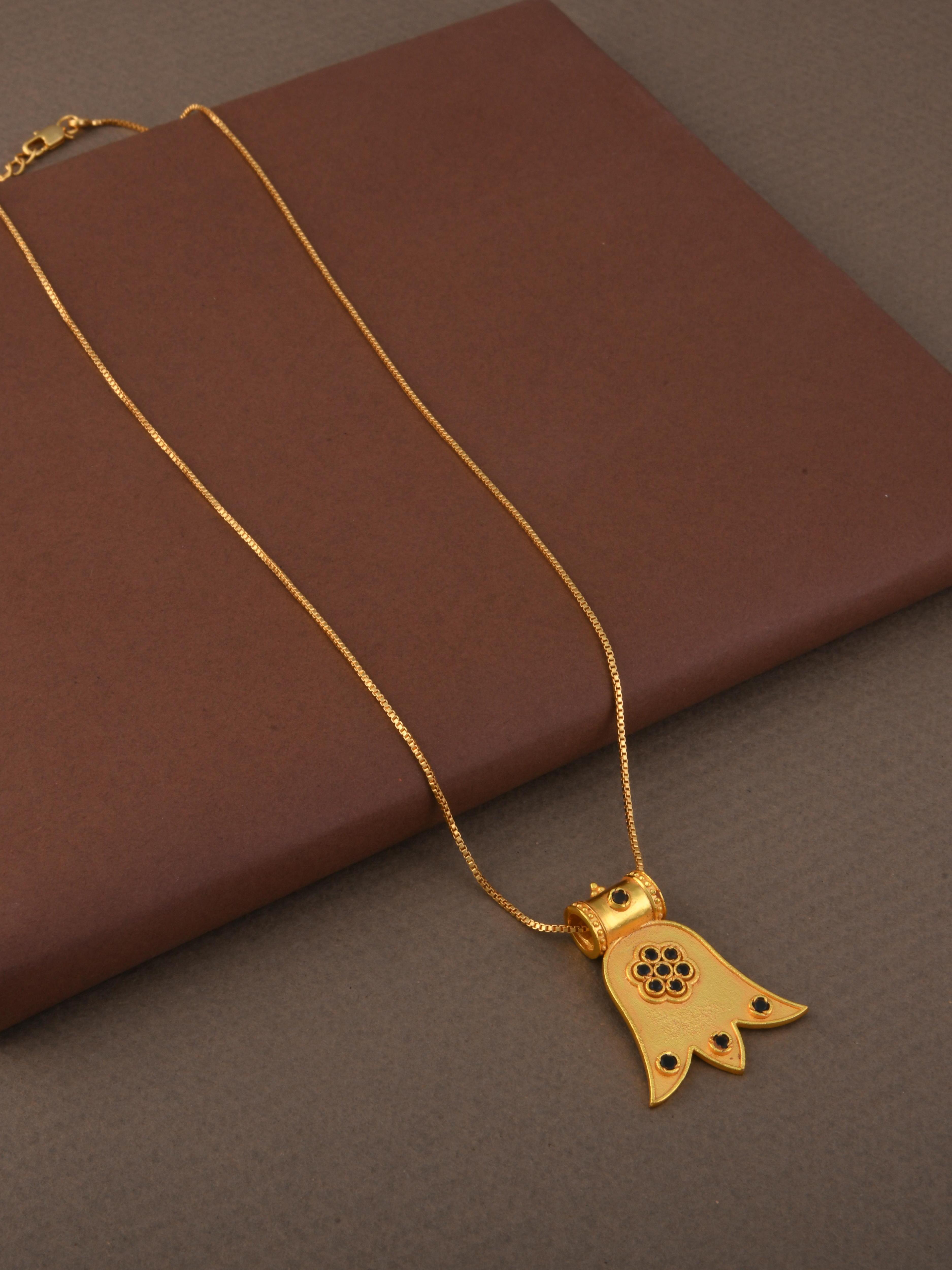 Alatam Pendant Necklace