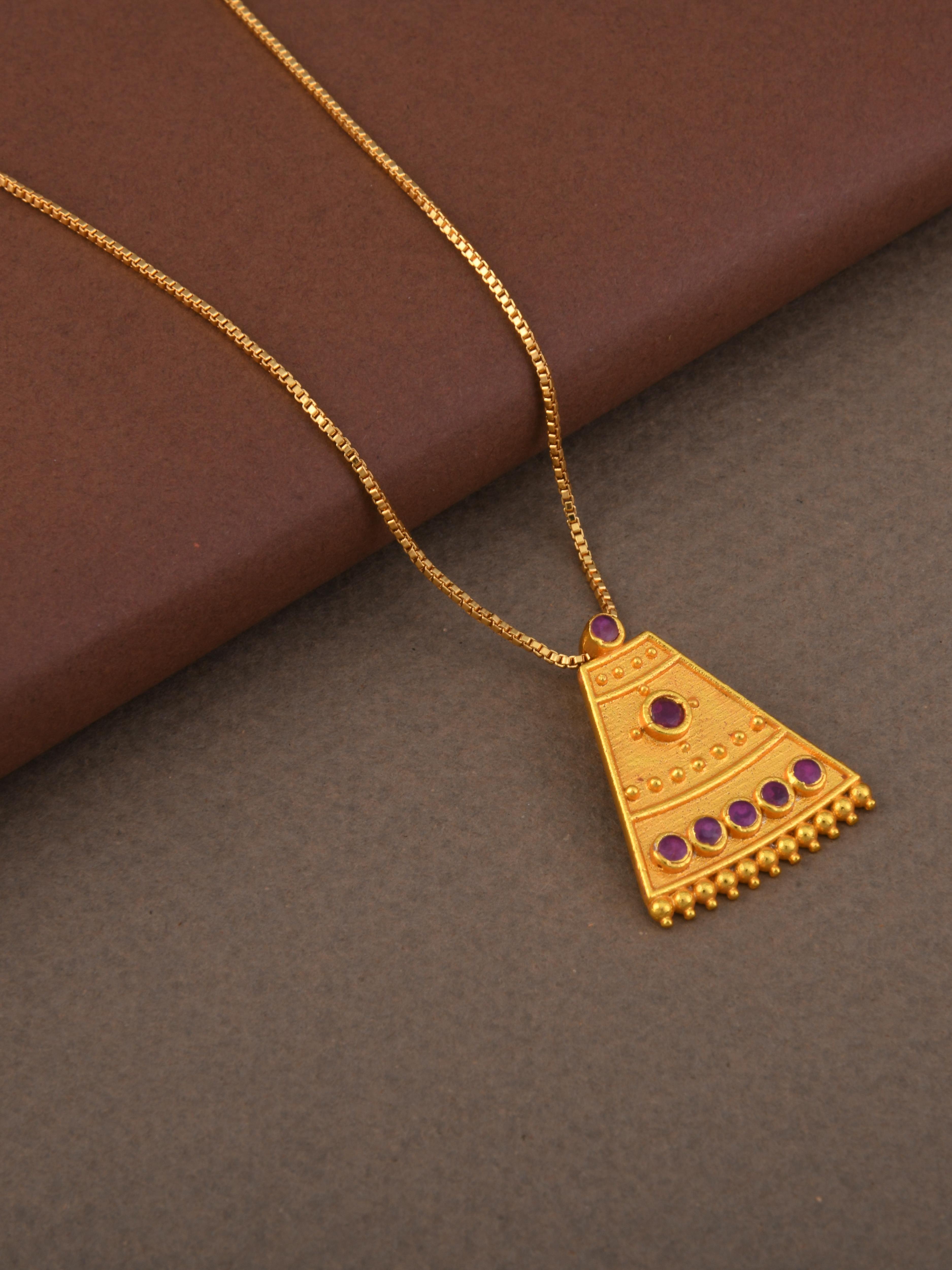 Kona Pendant Necklace