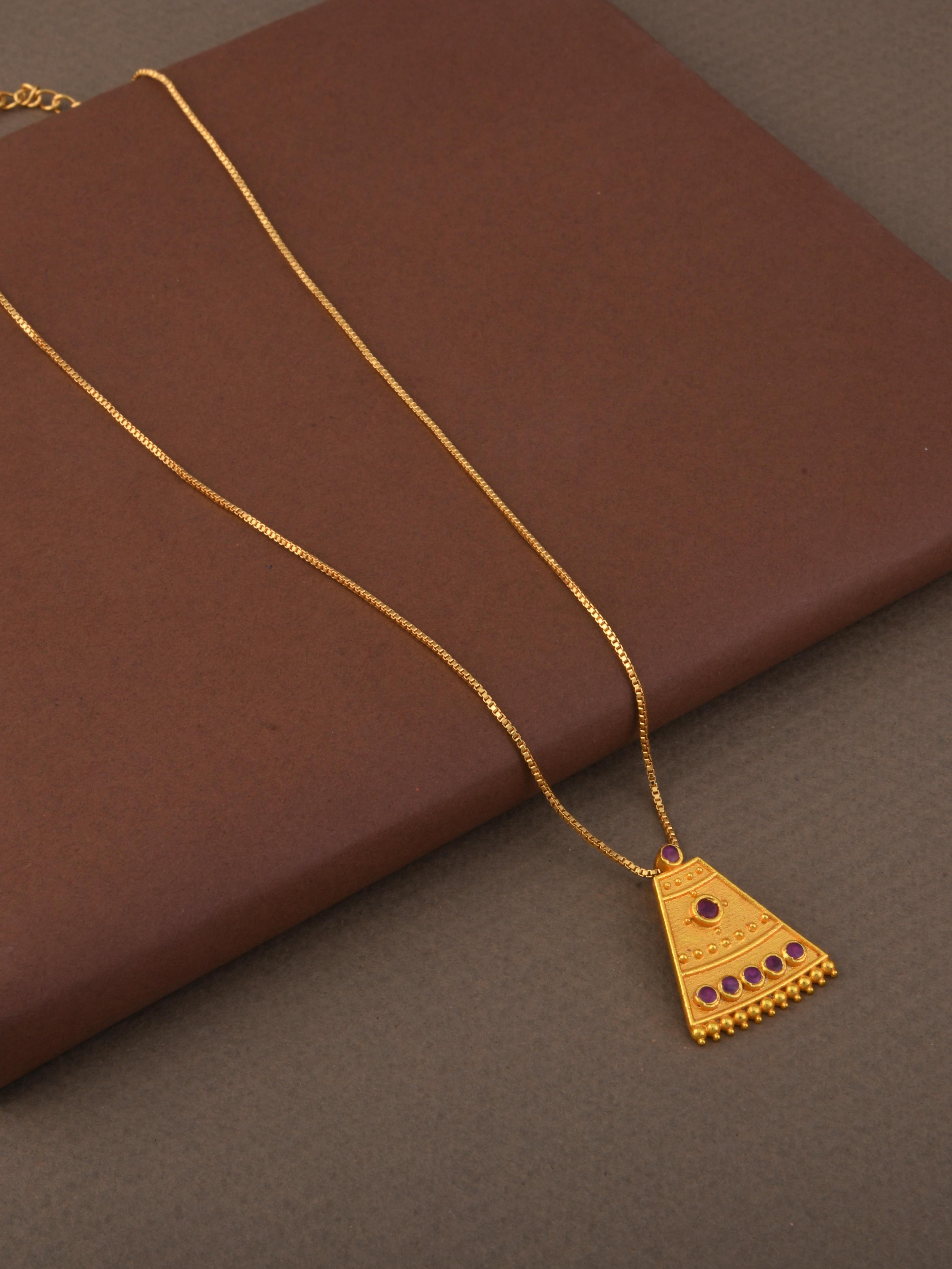 Kona Pendant Necklace