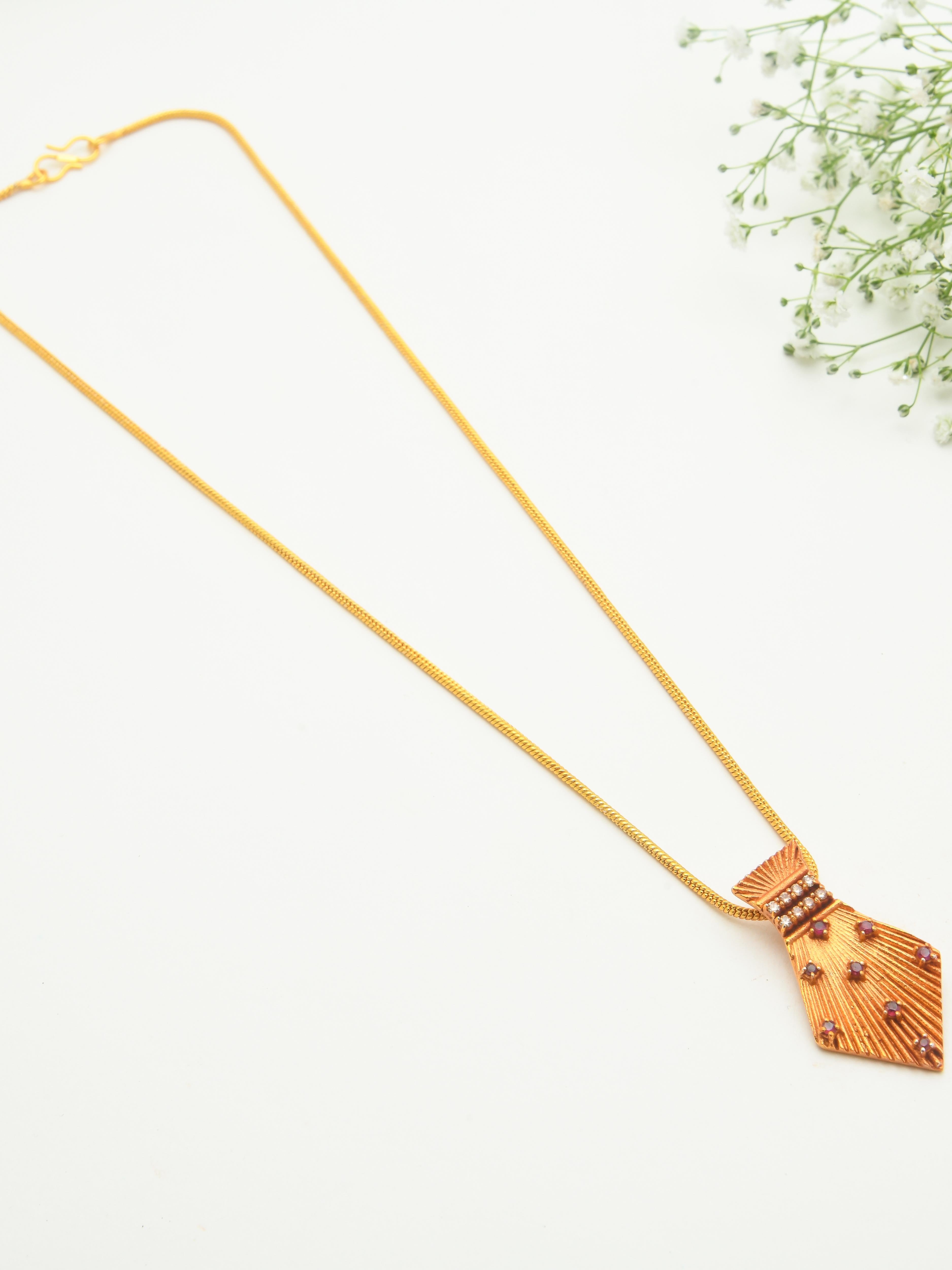 Durva Pendant Necklace