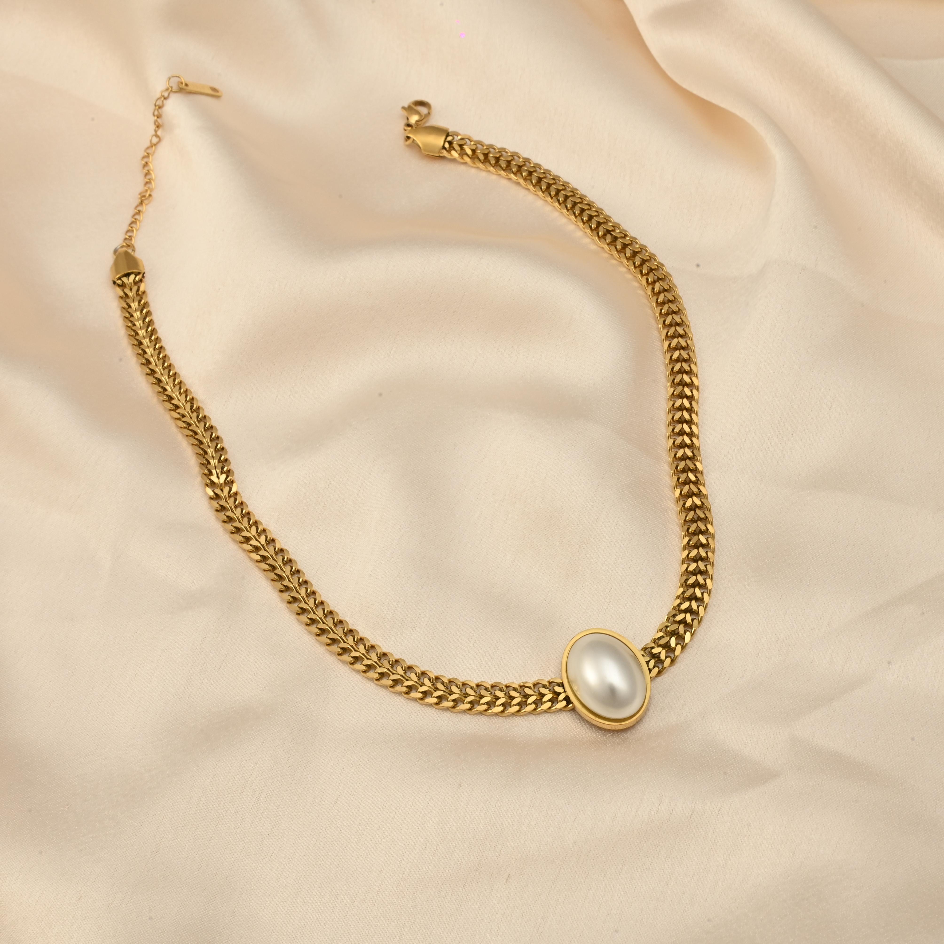 Lisa Thick Chain Pearl Necklace