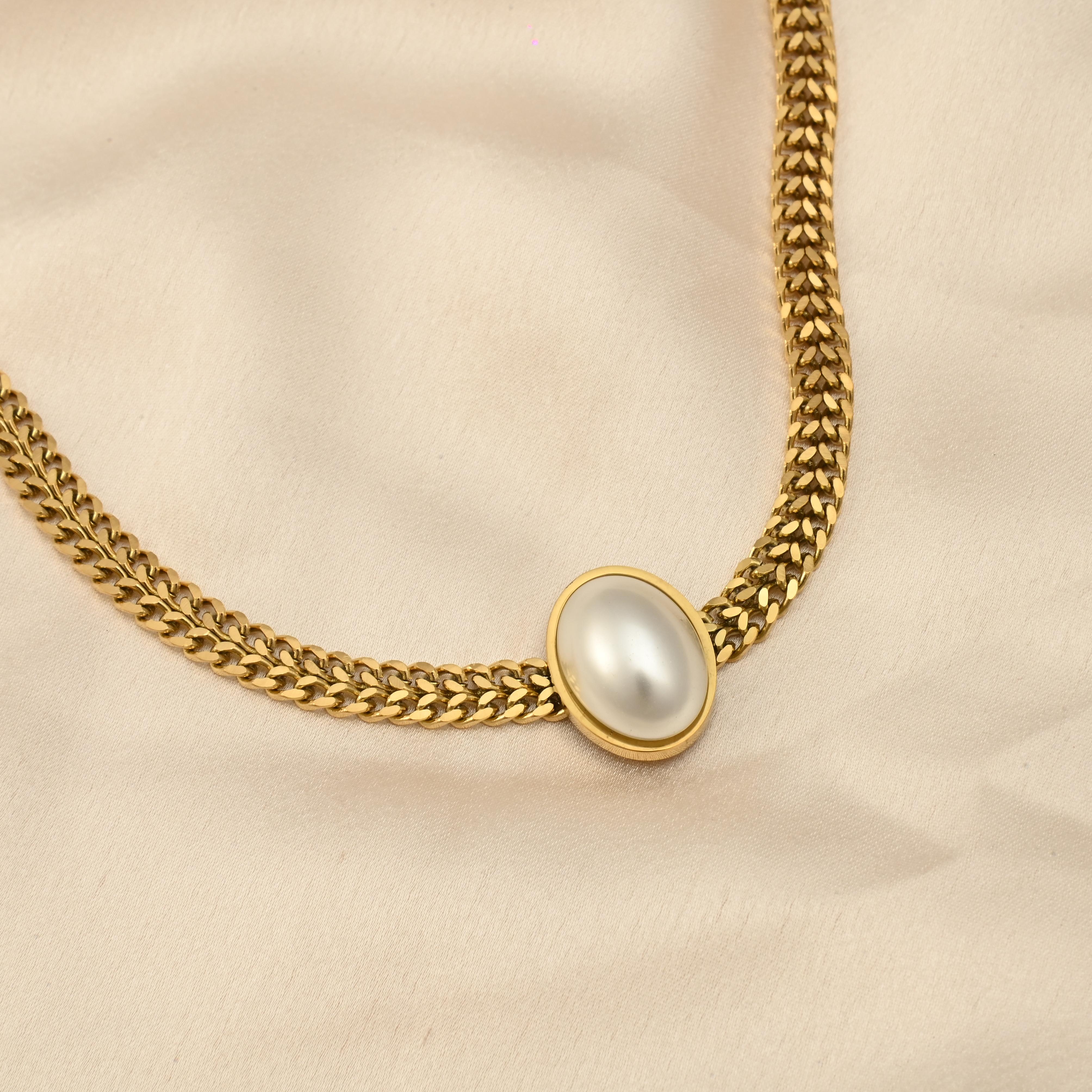 Lisa Thick Chain Pearl Necklace