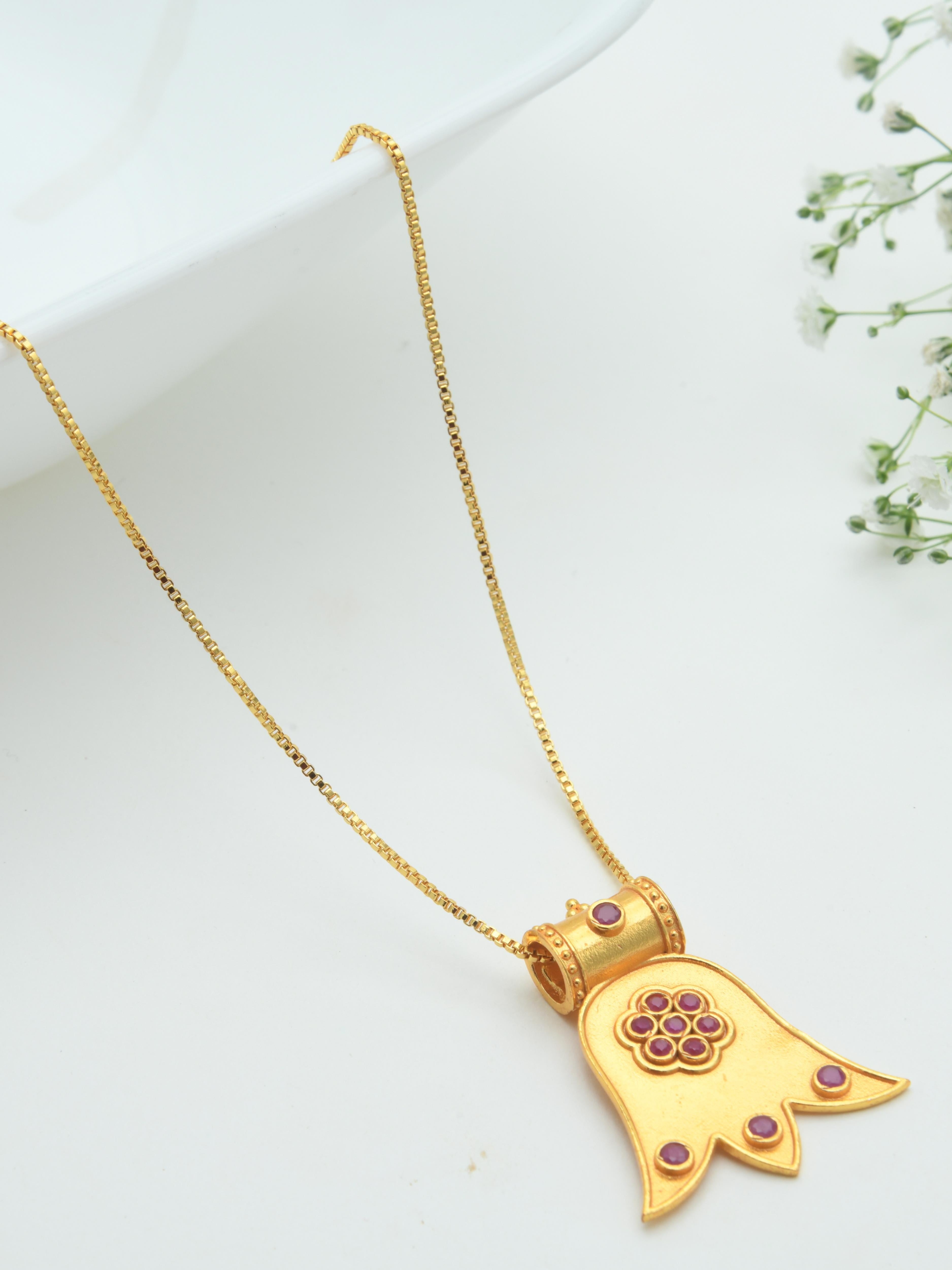 Alatam Pendant Necklace