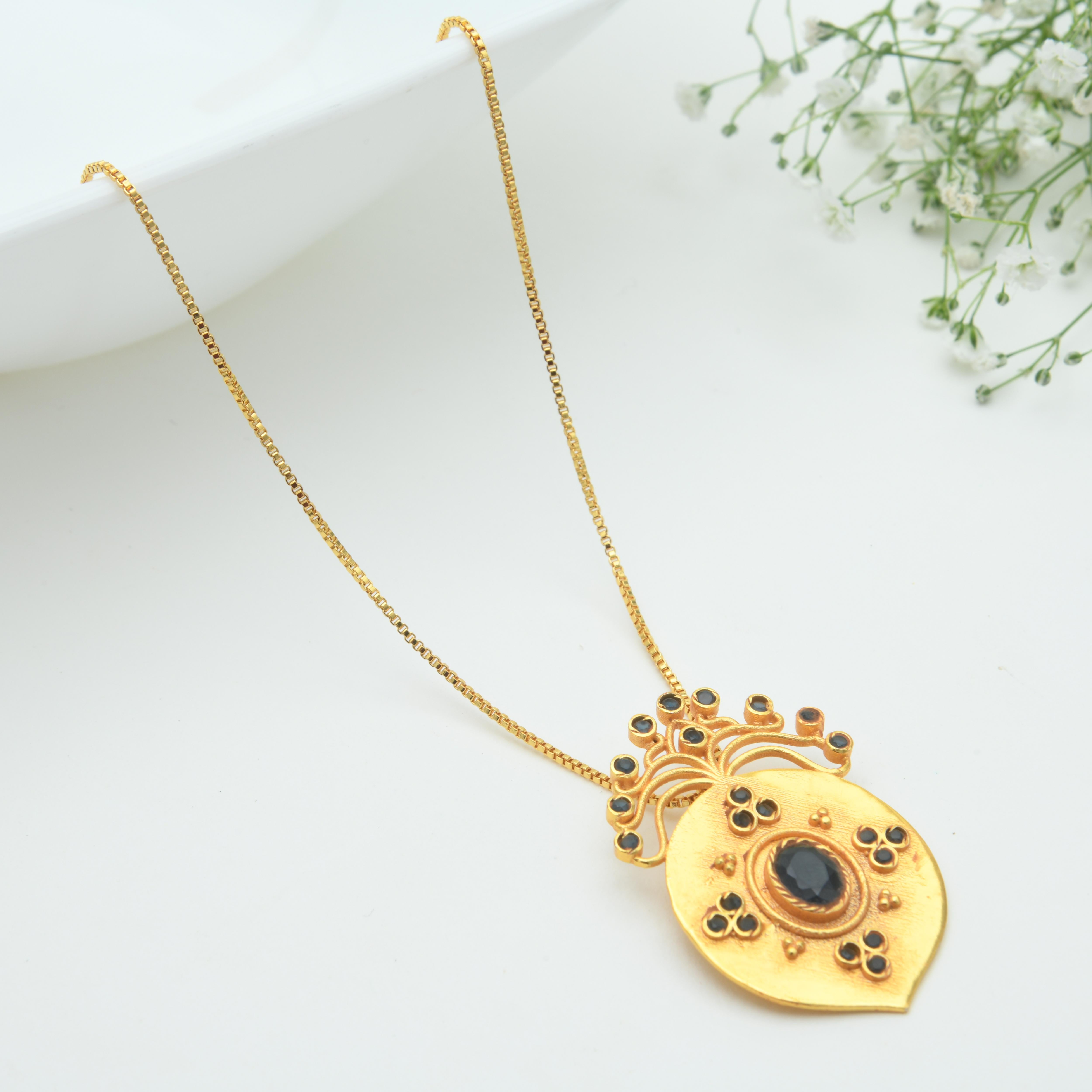 Lolitam Pendant Necklace