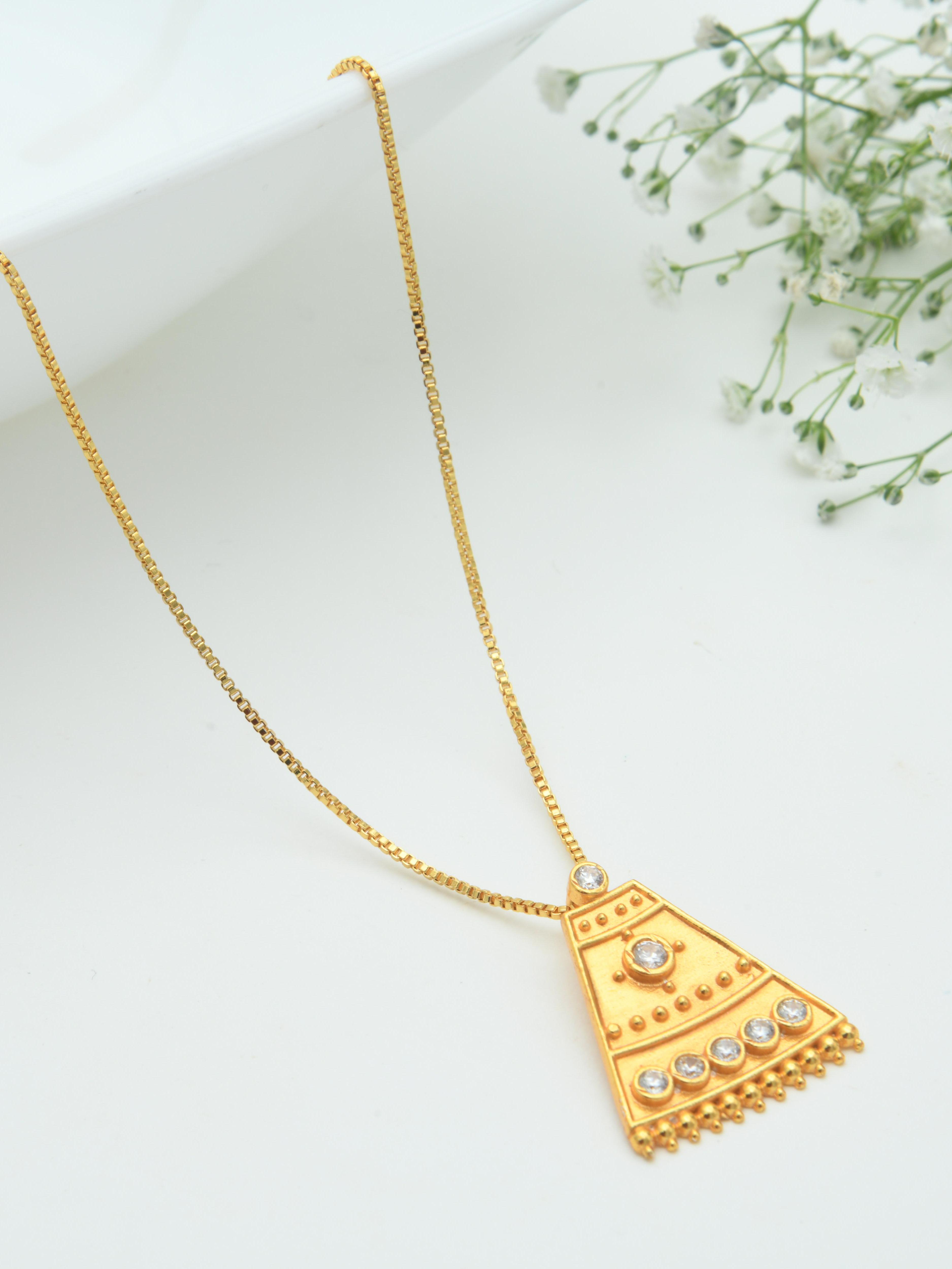 Kona Pendant Necklace