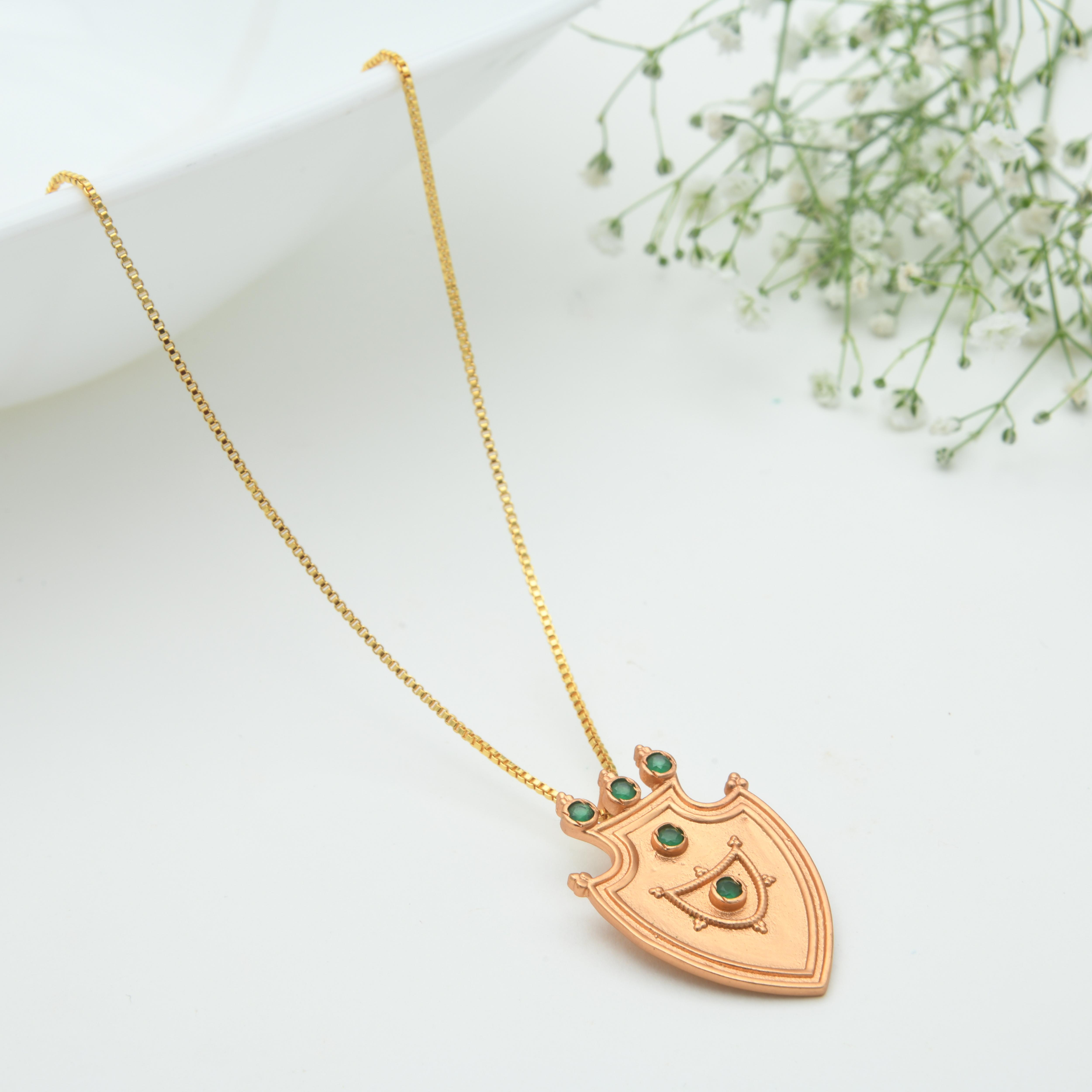 Vivrattam Pendant Necklace