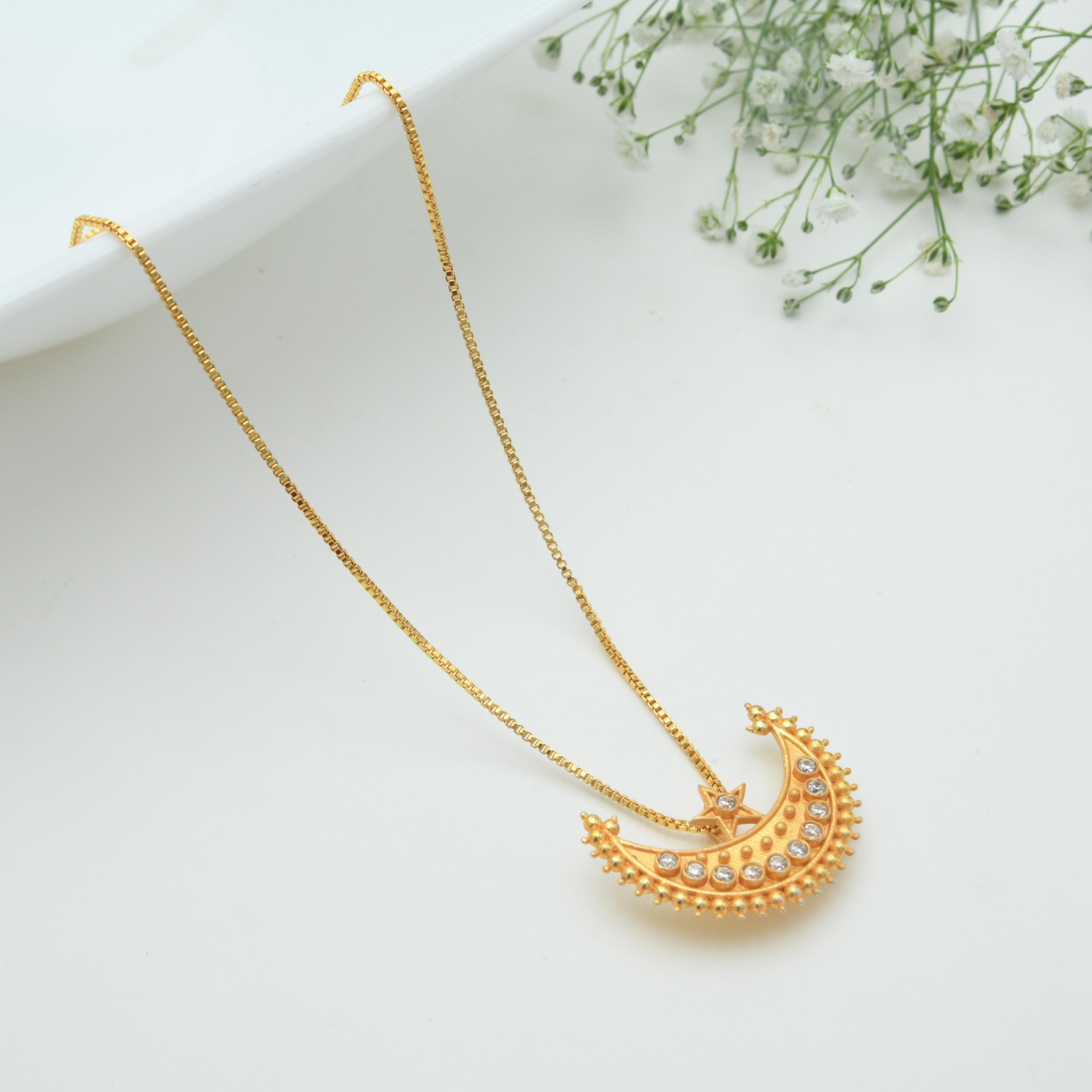 Chandrika Pendant Necklace