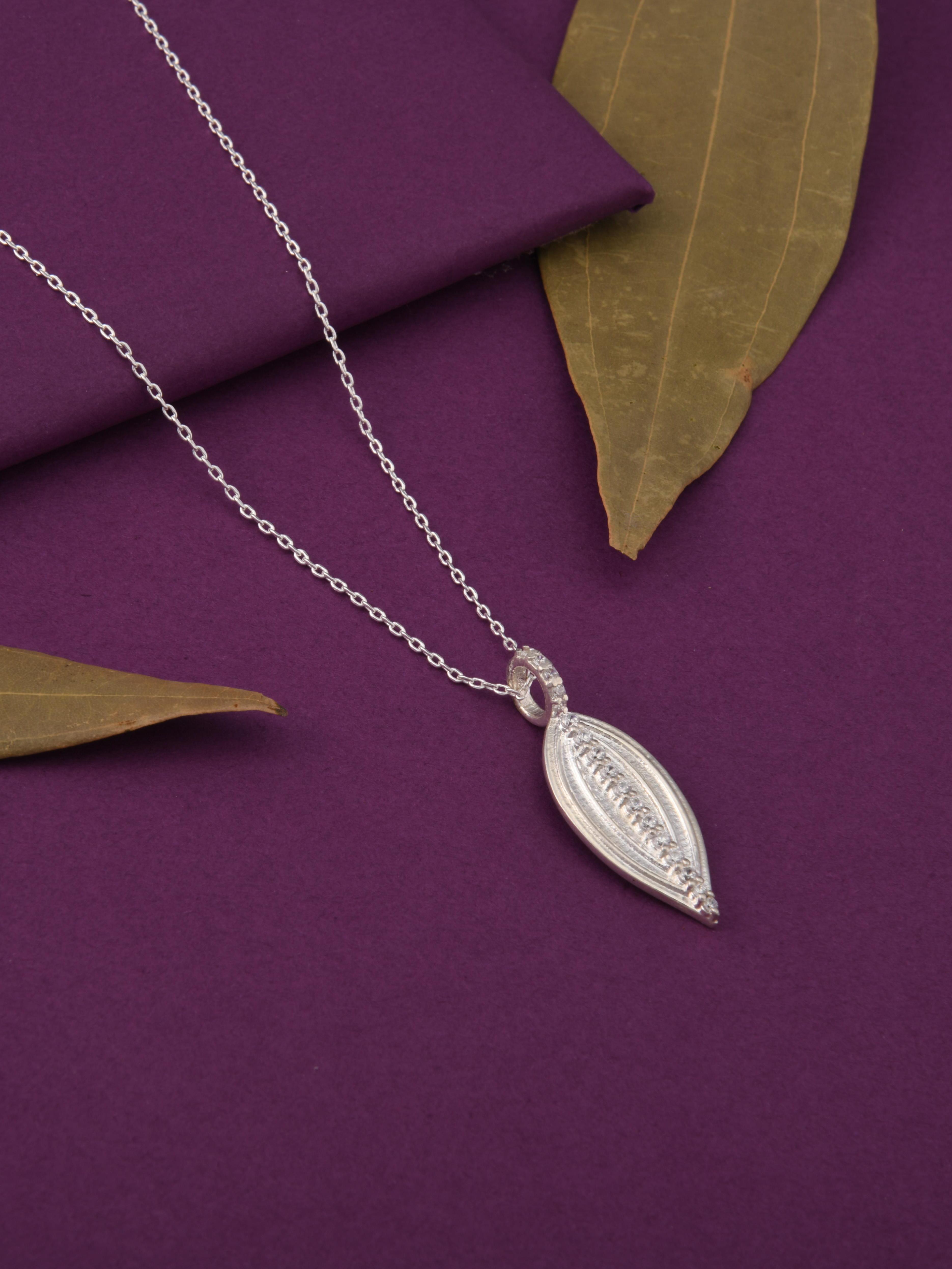 Bay Leaf Spice Pendant Necklace