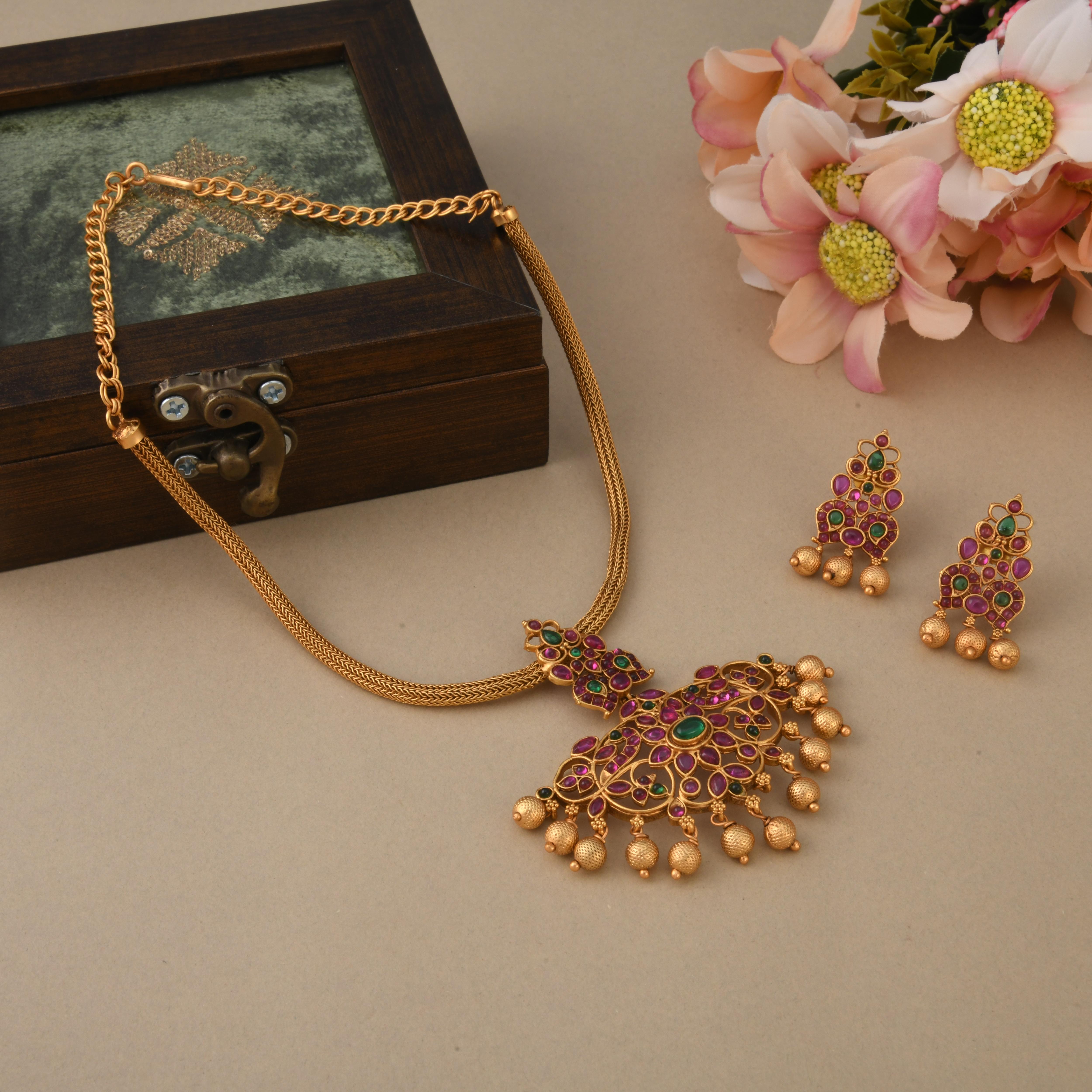 Pink Pendant Temple Necklace Set