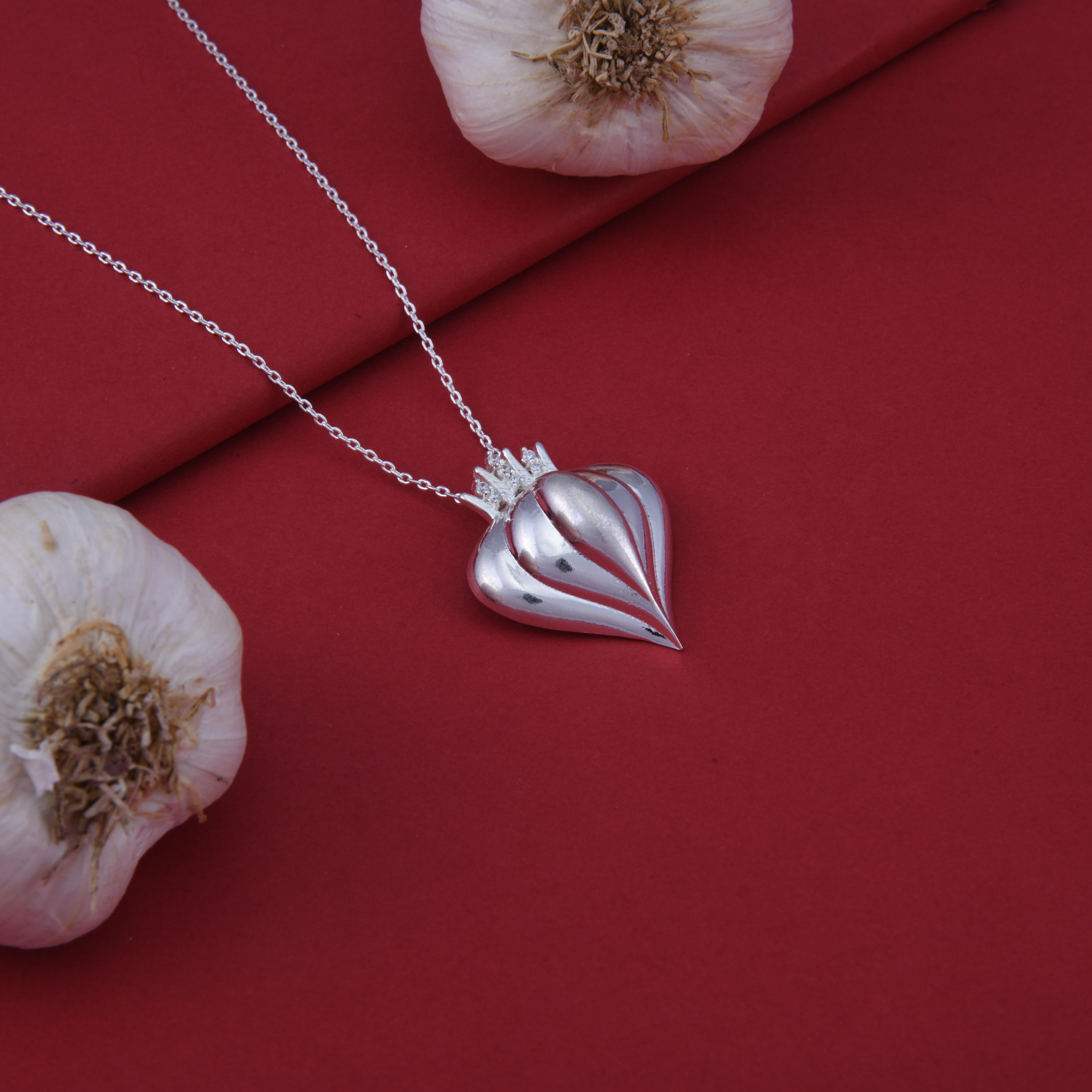 Garlic Spice Pendant Necklace