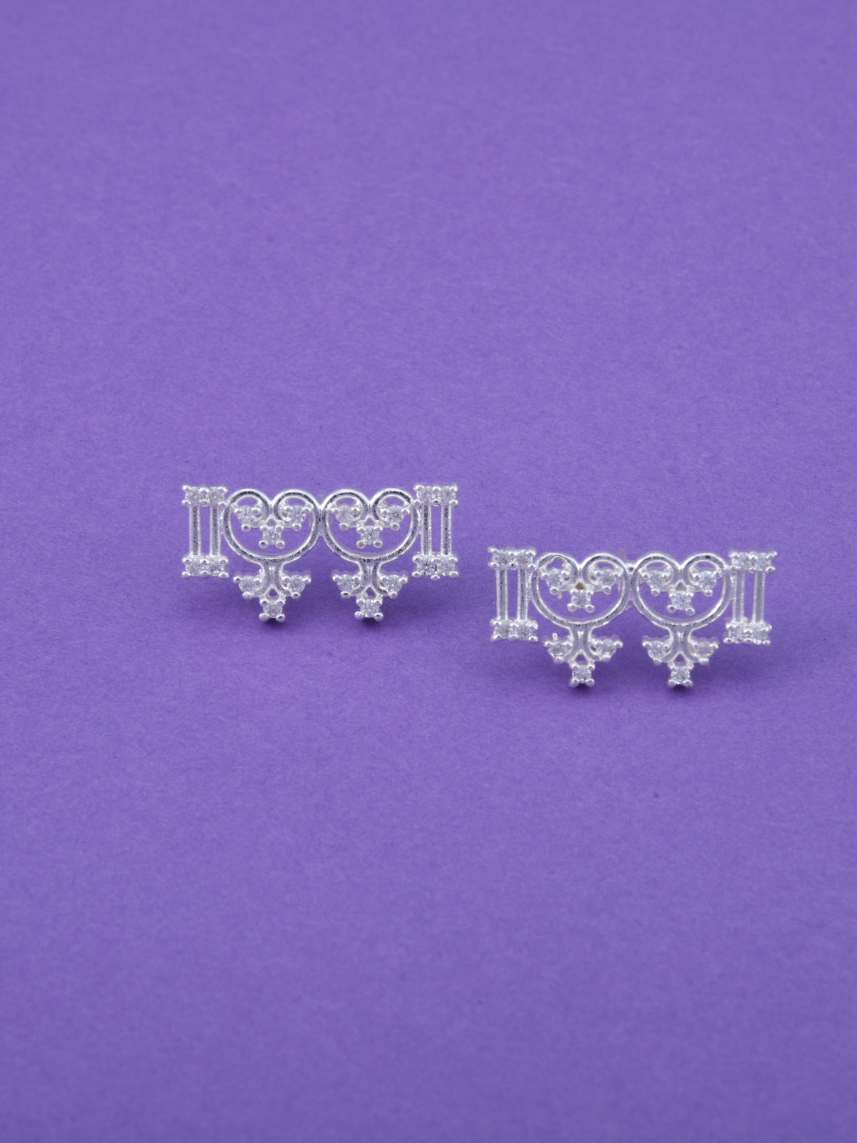 Gopadma Twin Stud Earring