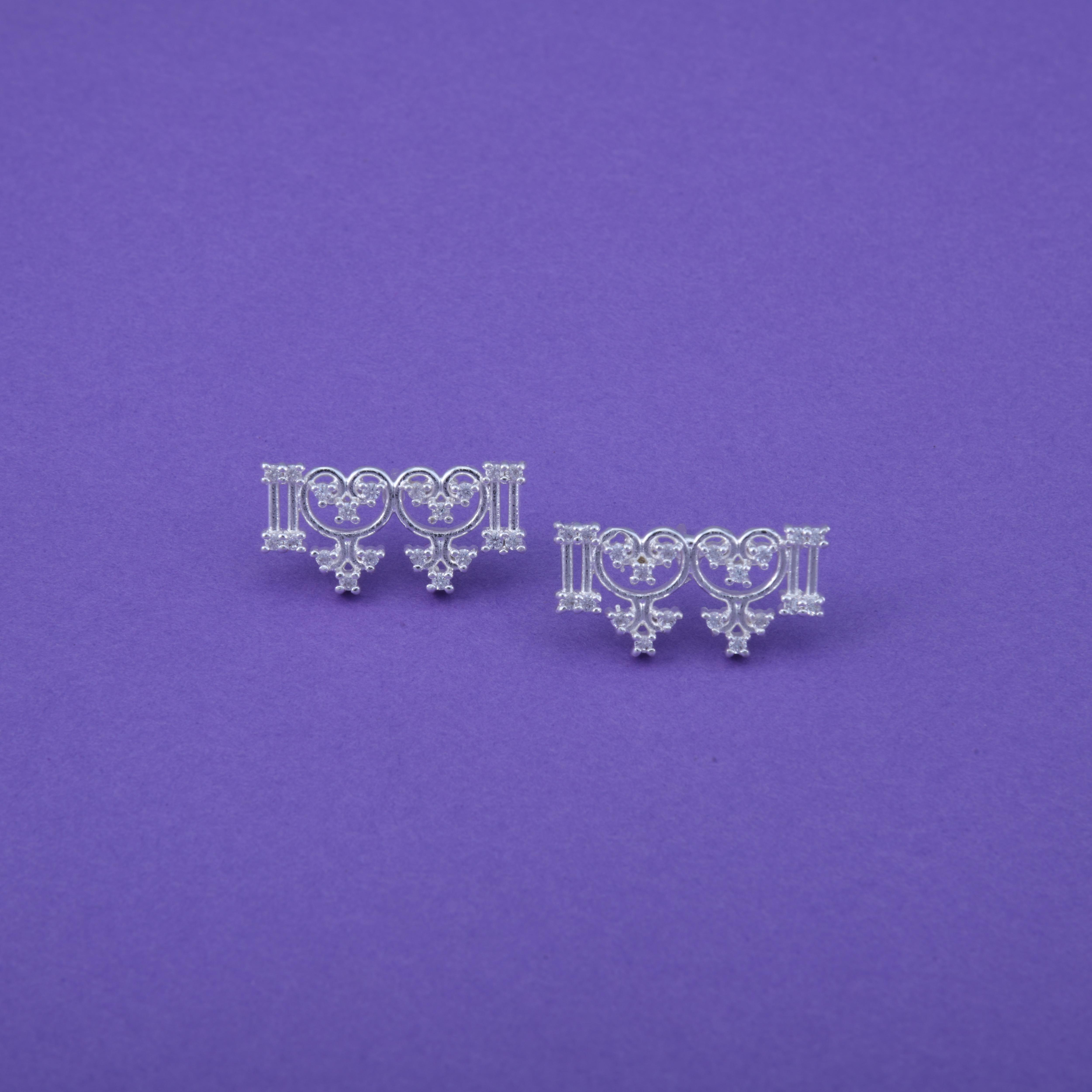 Gopadma Twin Stud Earring