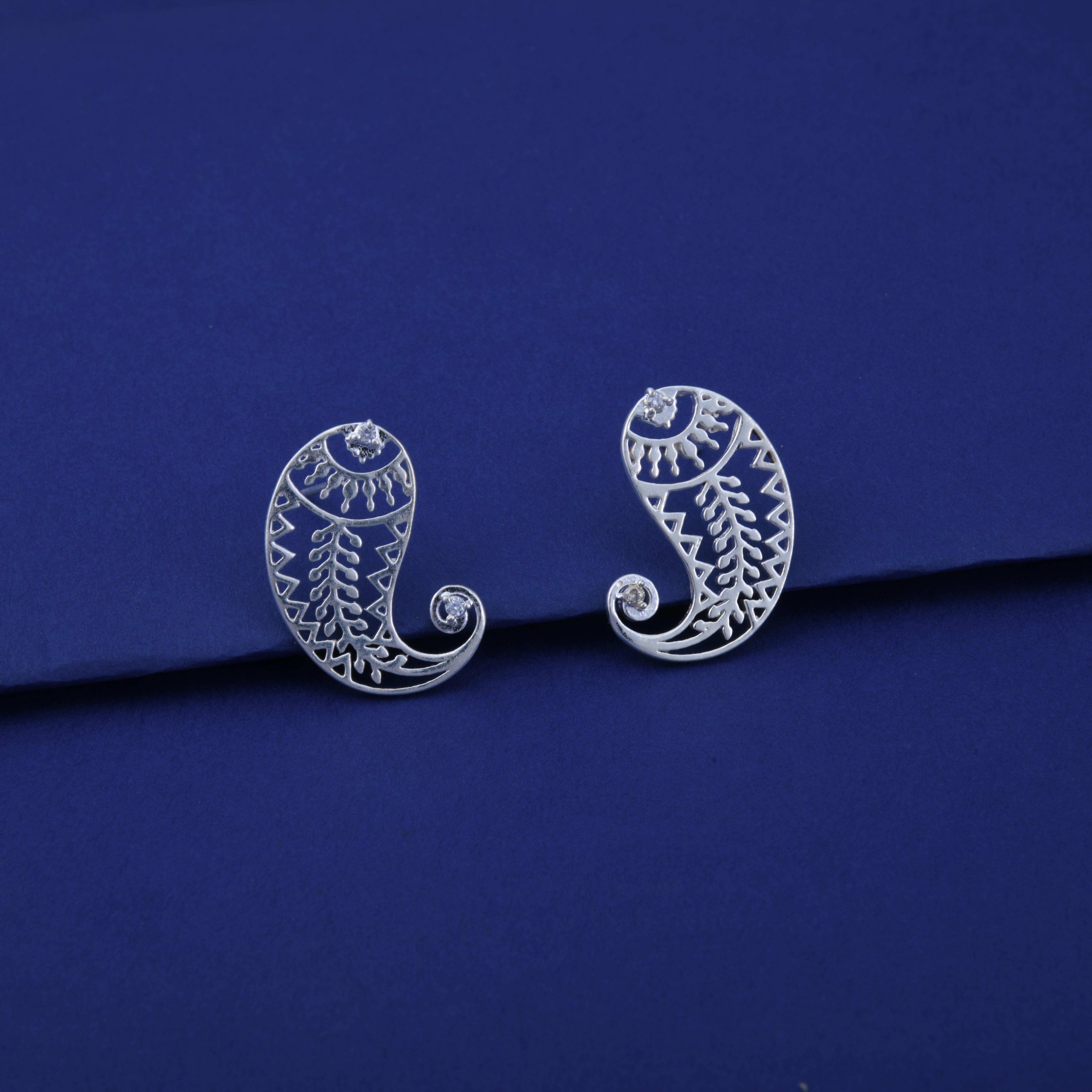 Koyari Stud Earrings