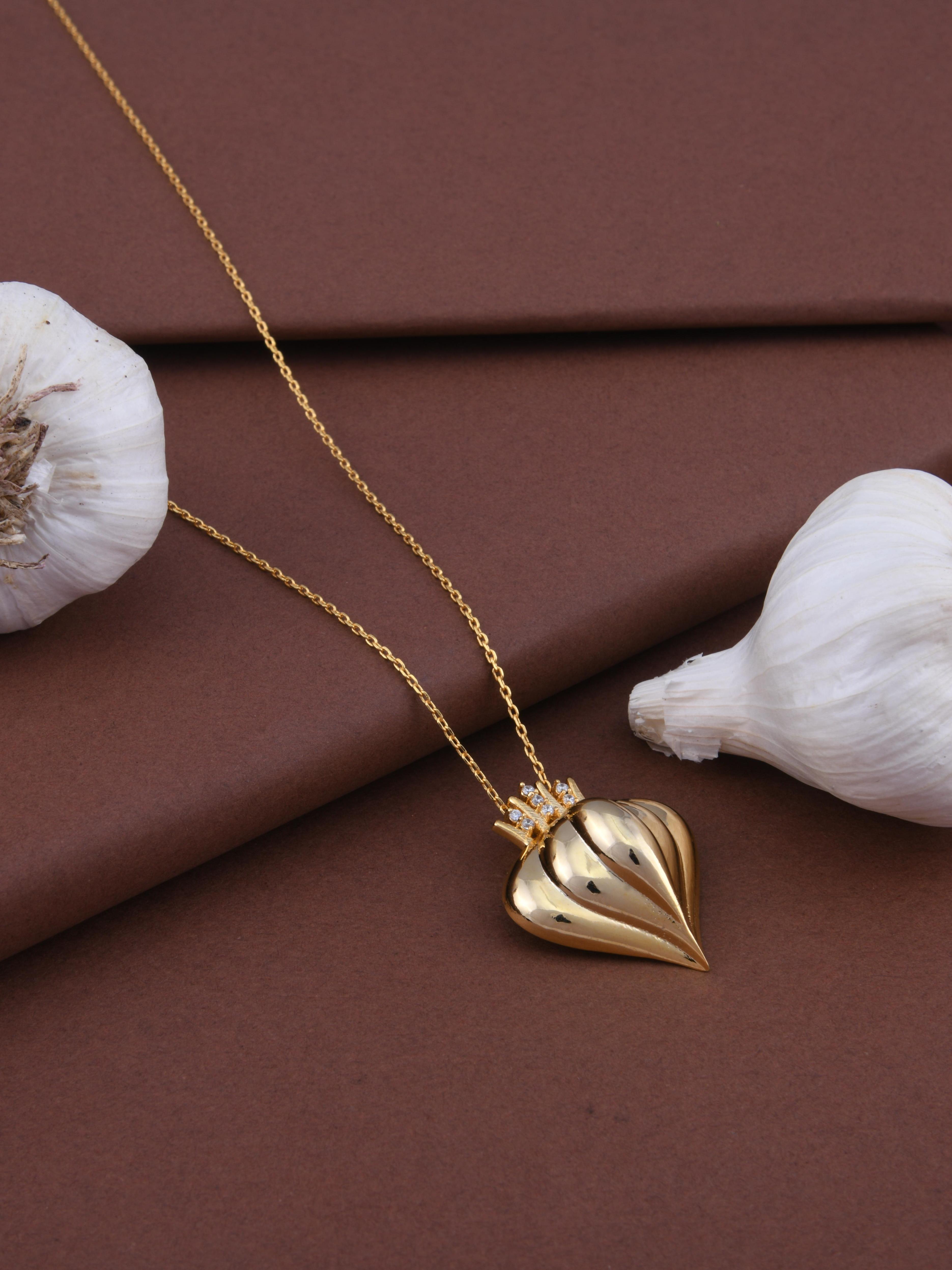 Garlic Spice Pendant Necklace