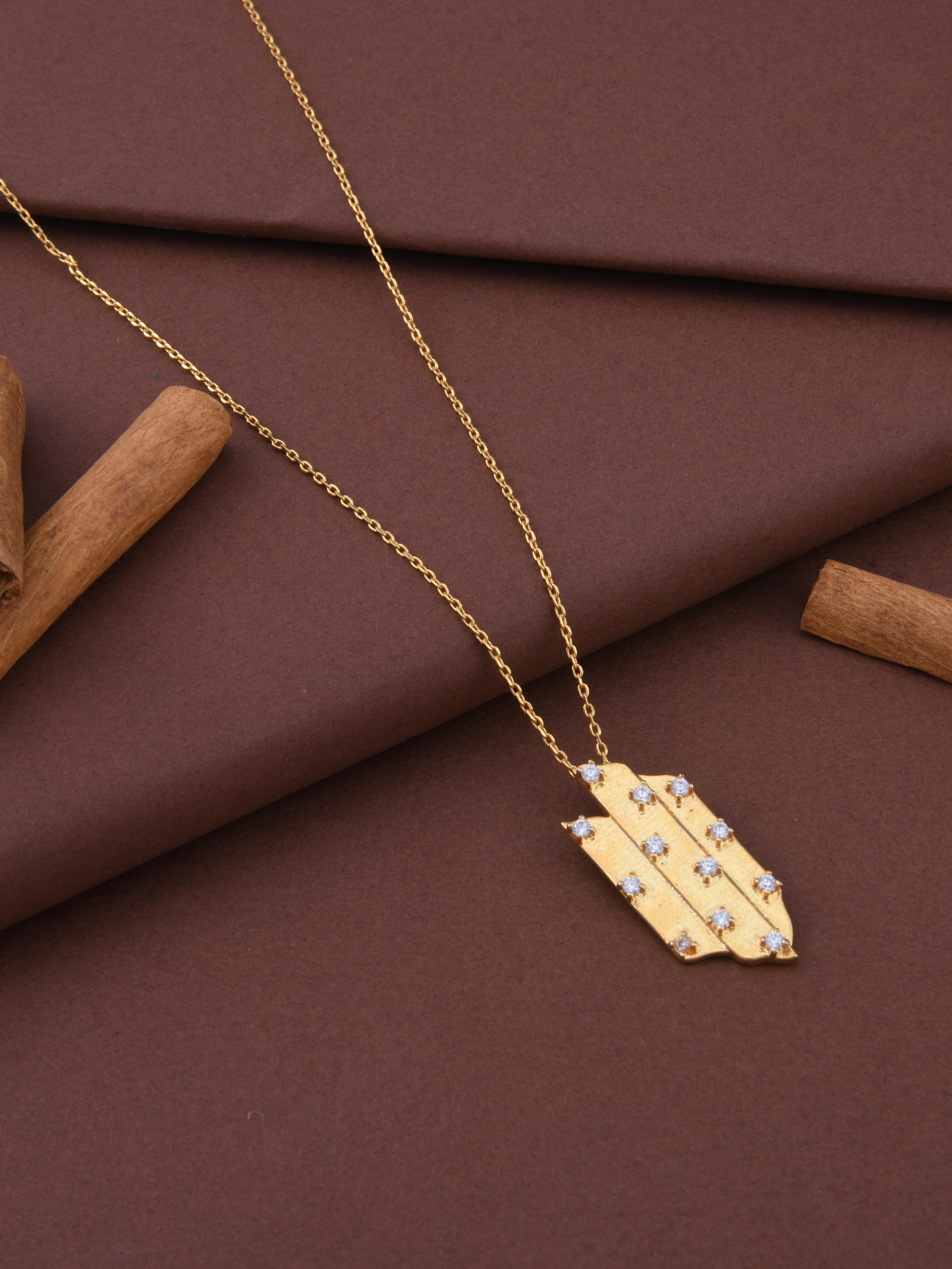Cinnamon Spice Pendant Necklace