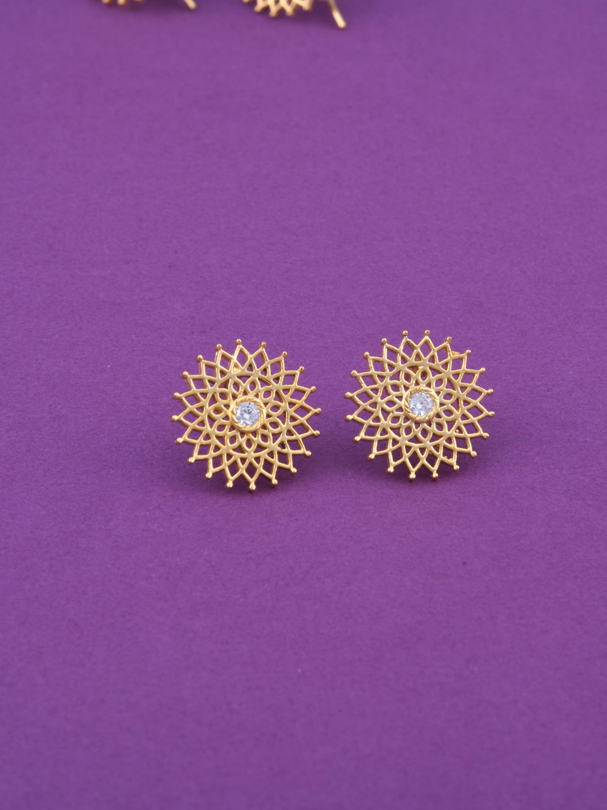 Alpona Stud Earrings