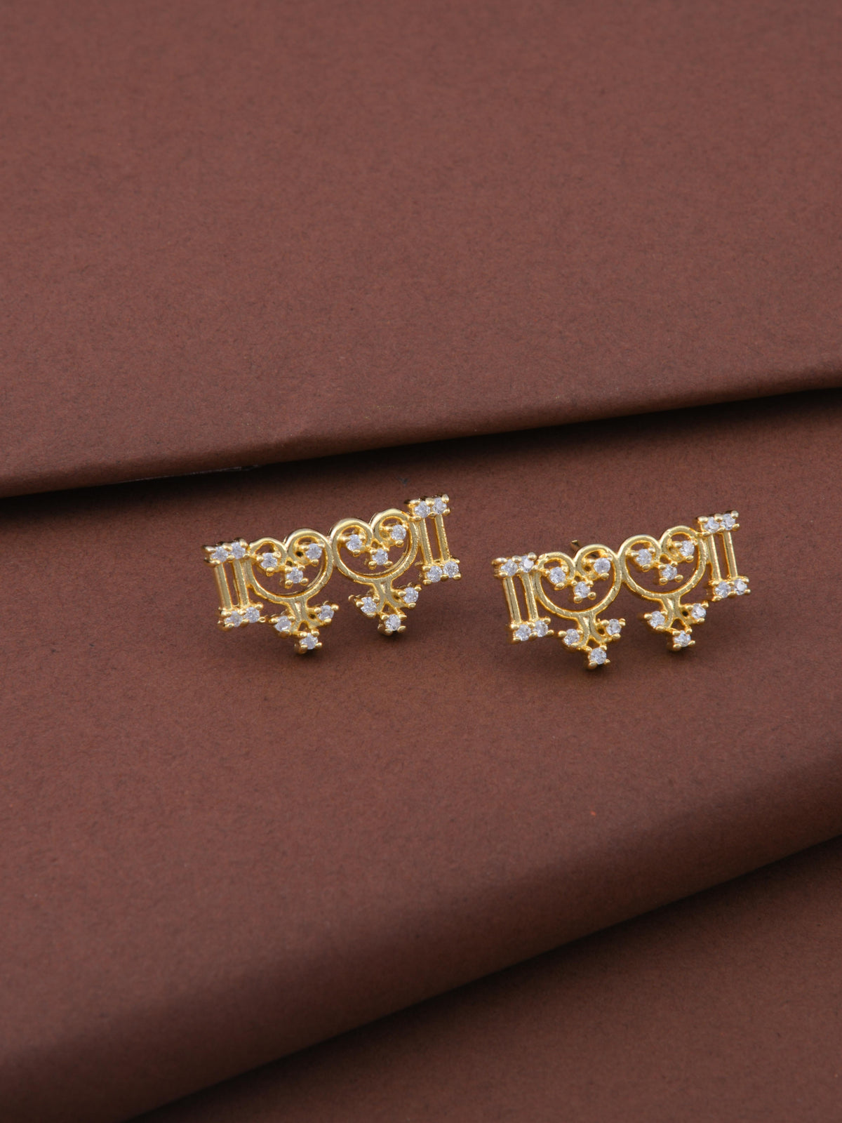 Gopadma Twin Stud Earring
