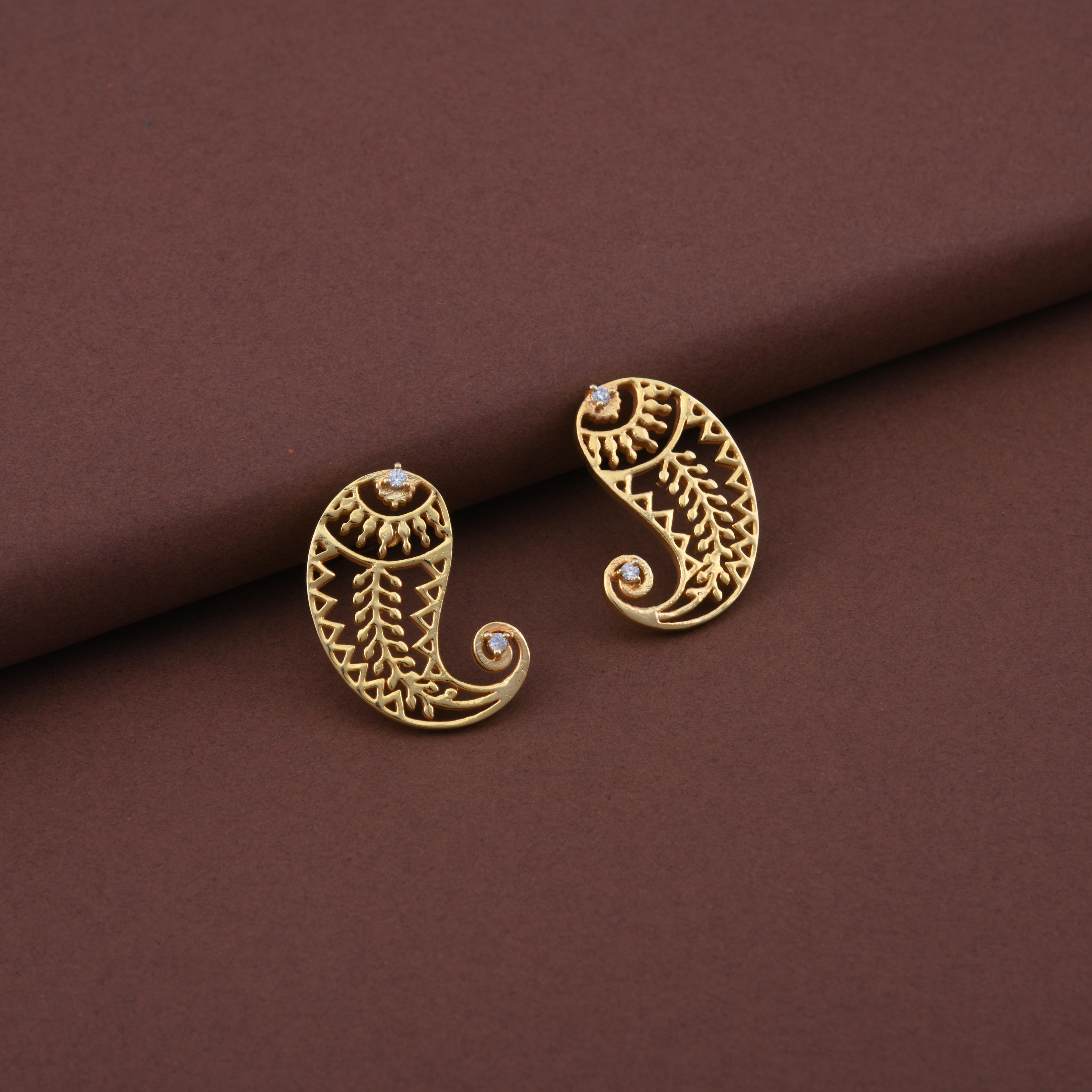 Koyari Stud Earrings