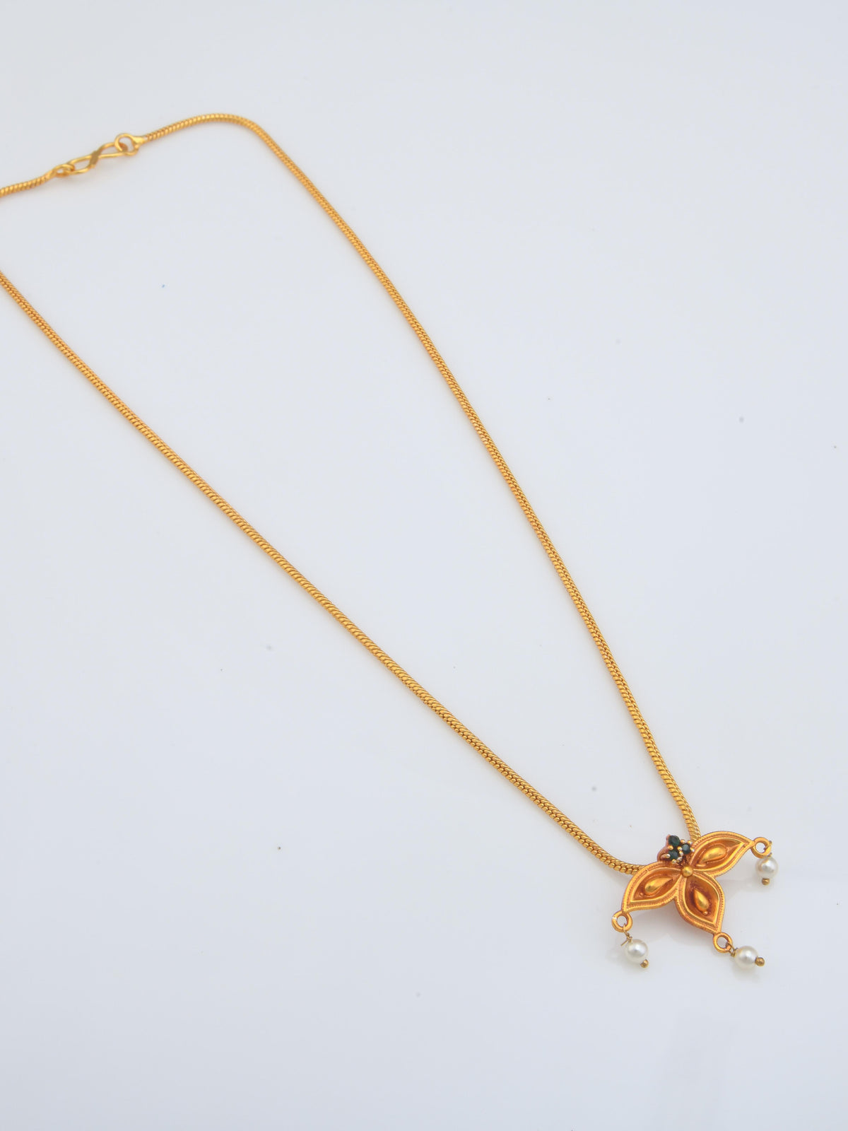 Belpan Pendant Necklace