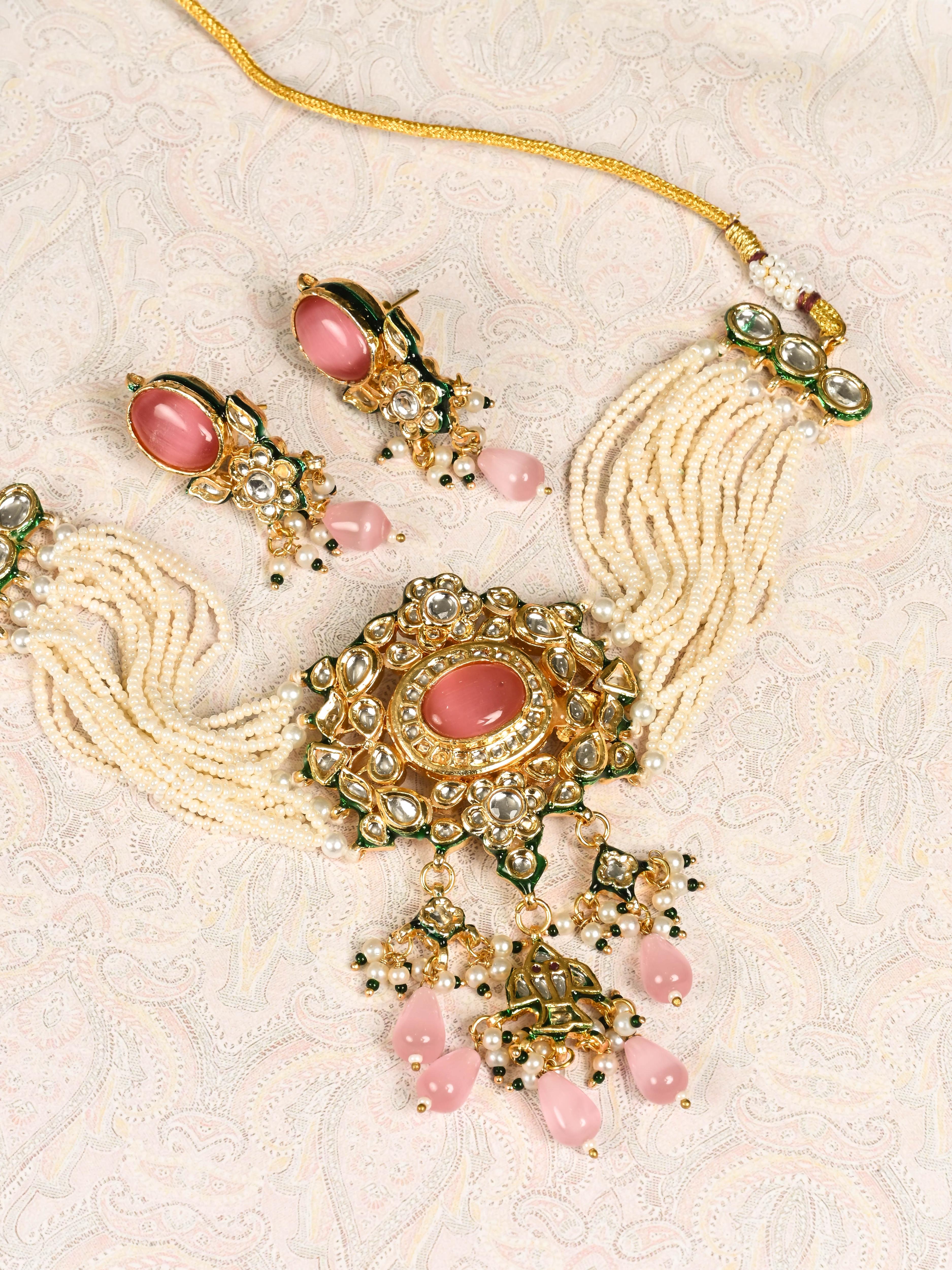 Amrita Kundan Choker Set
