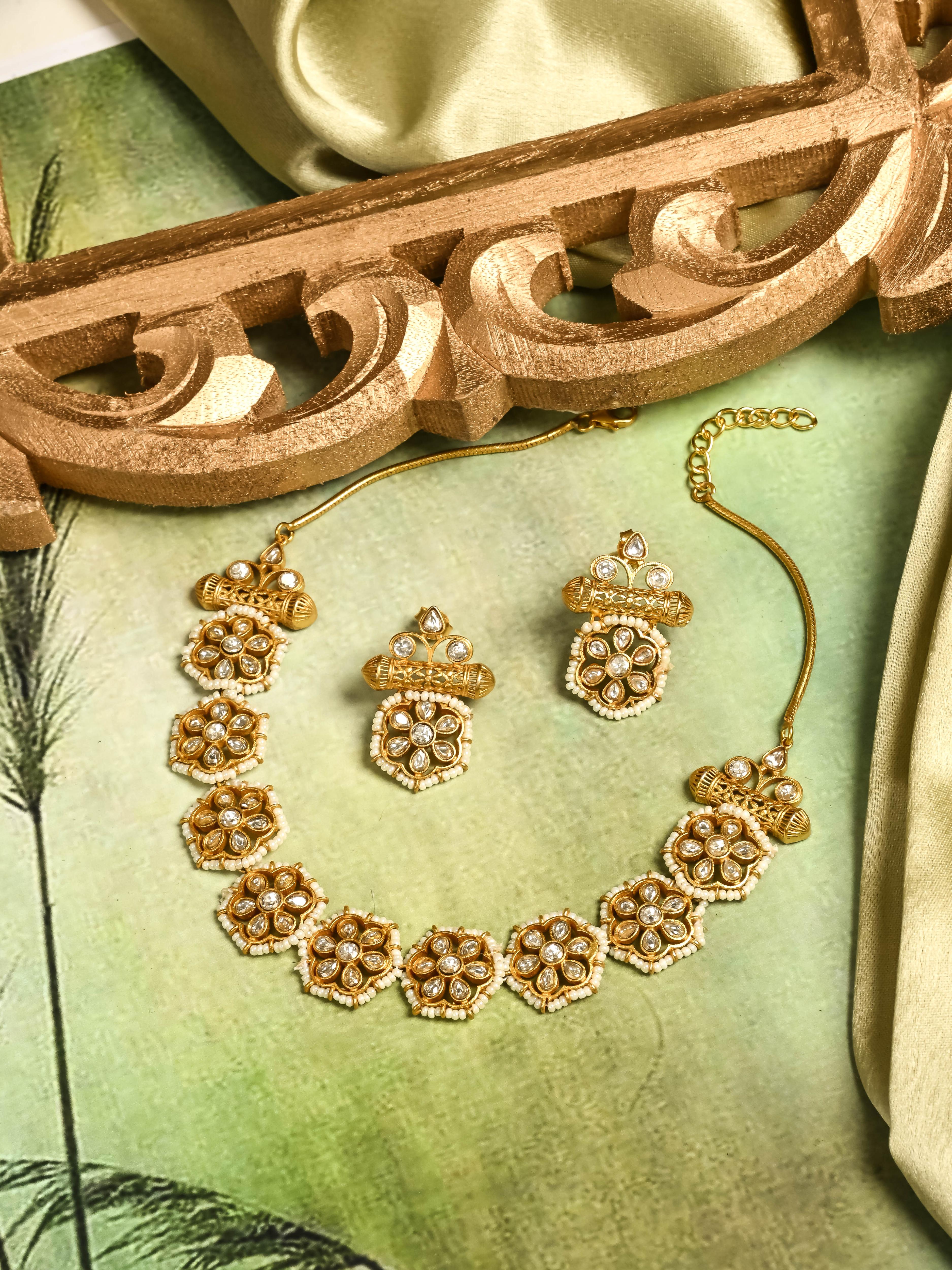 Dainty Flower Motif Necklace | 925 Pure Silver