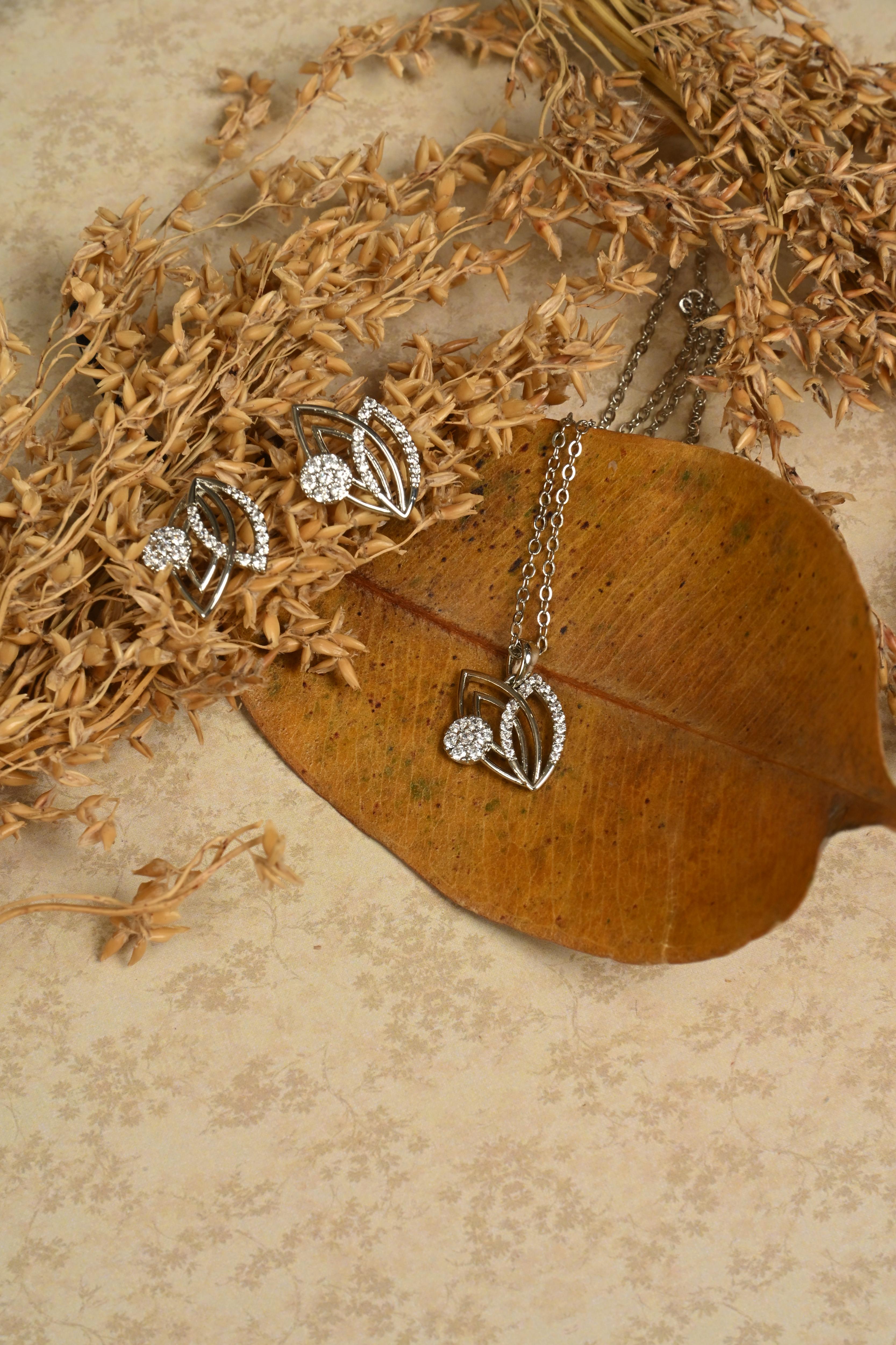 Aisha CZ Pendant Set