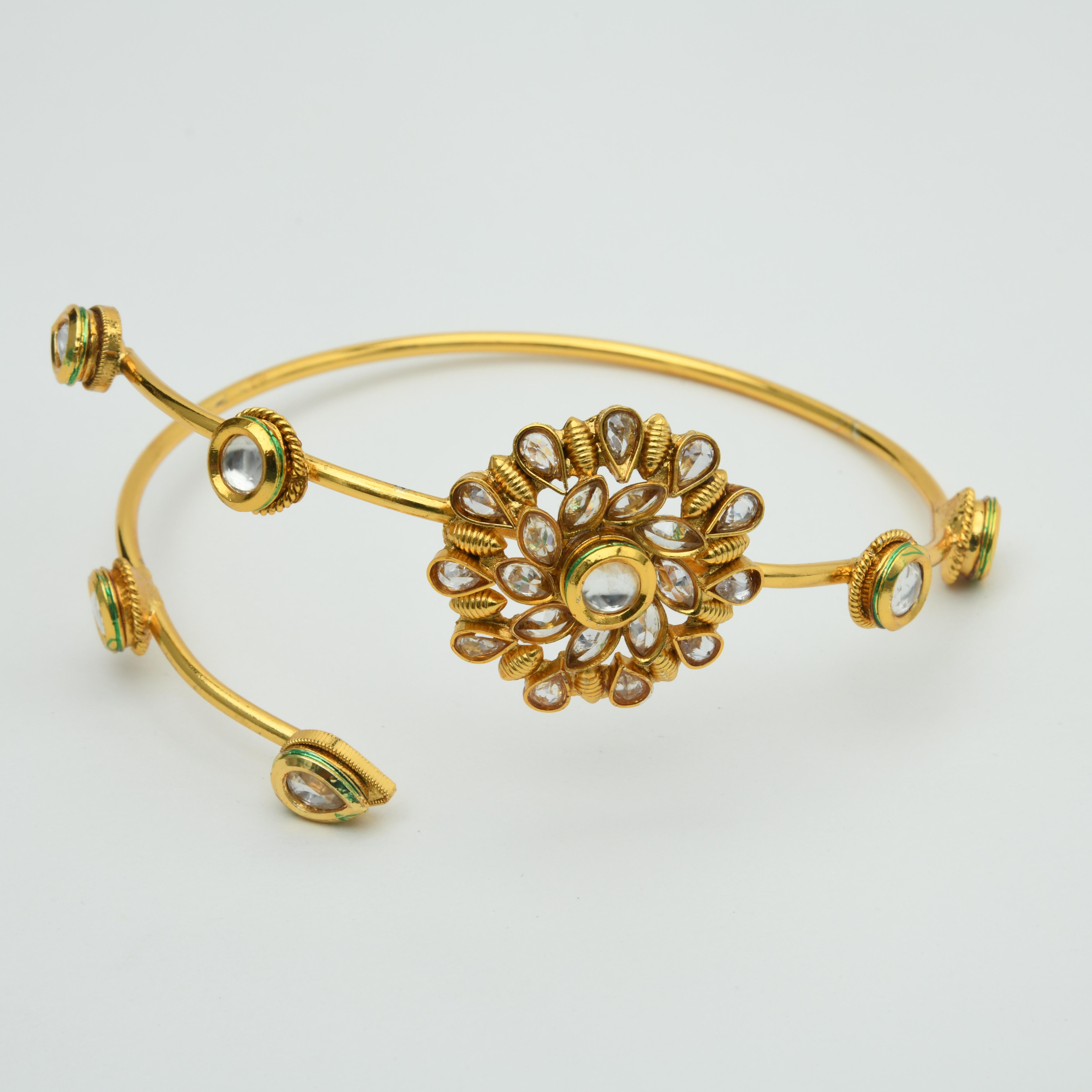 Dabi Kundan Armlet