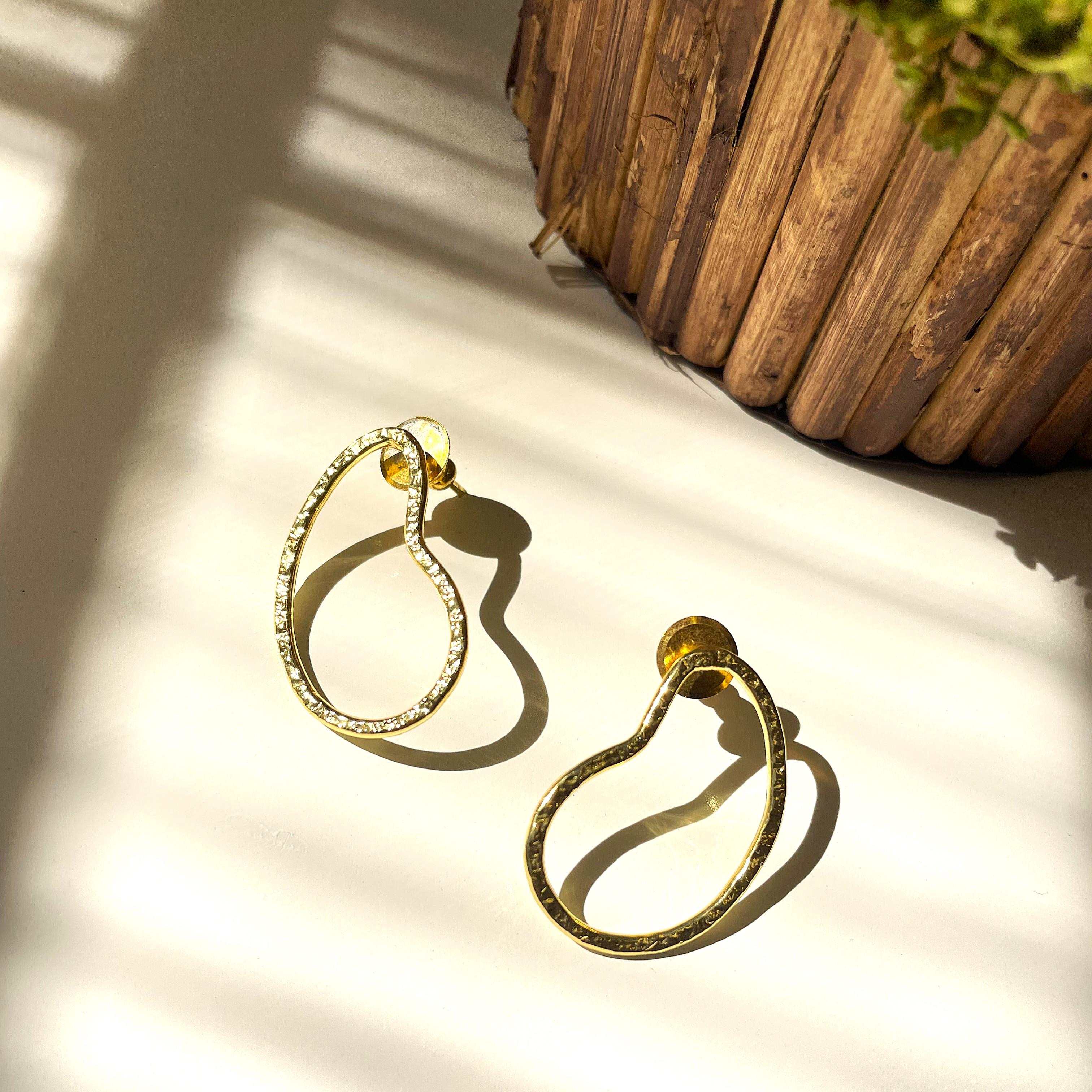 Golden Ripple Earring