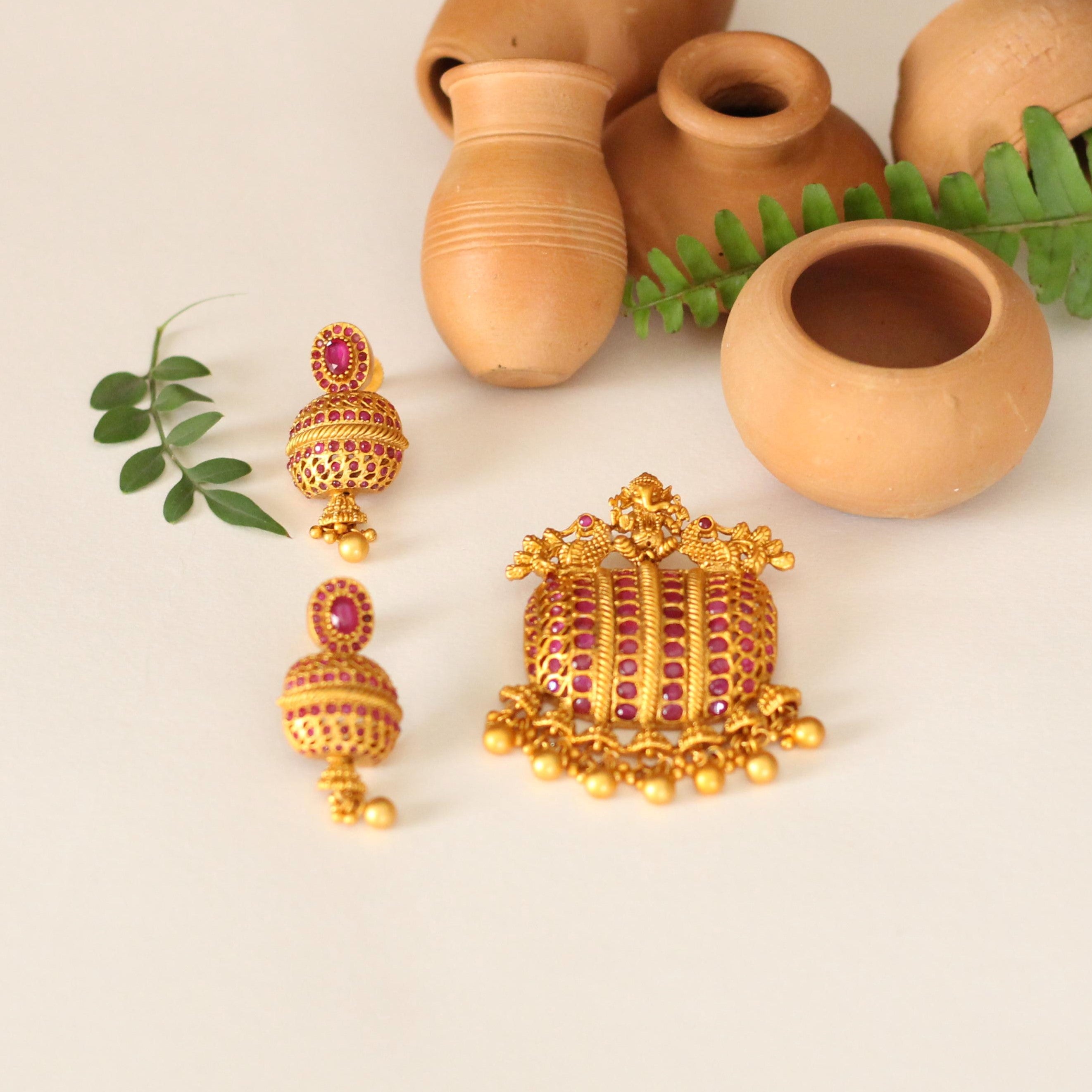 Bhumi Temple Pendant Set