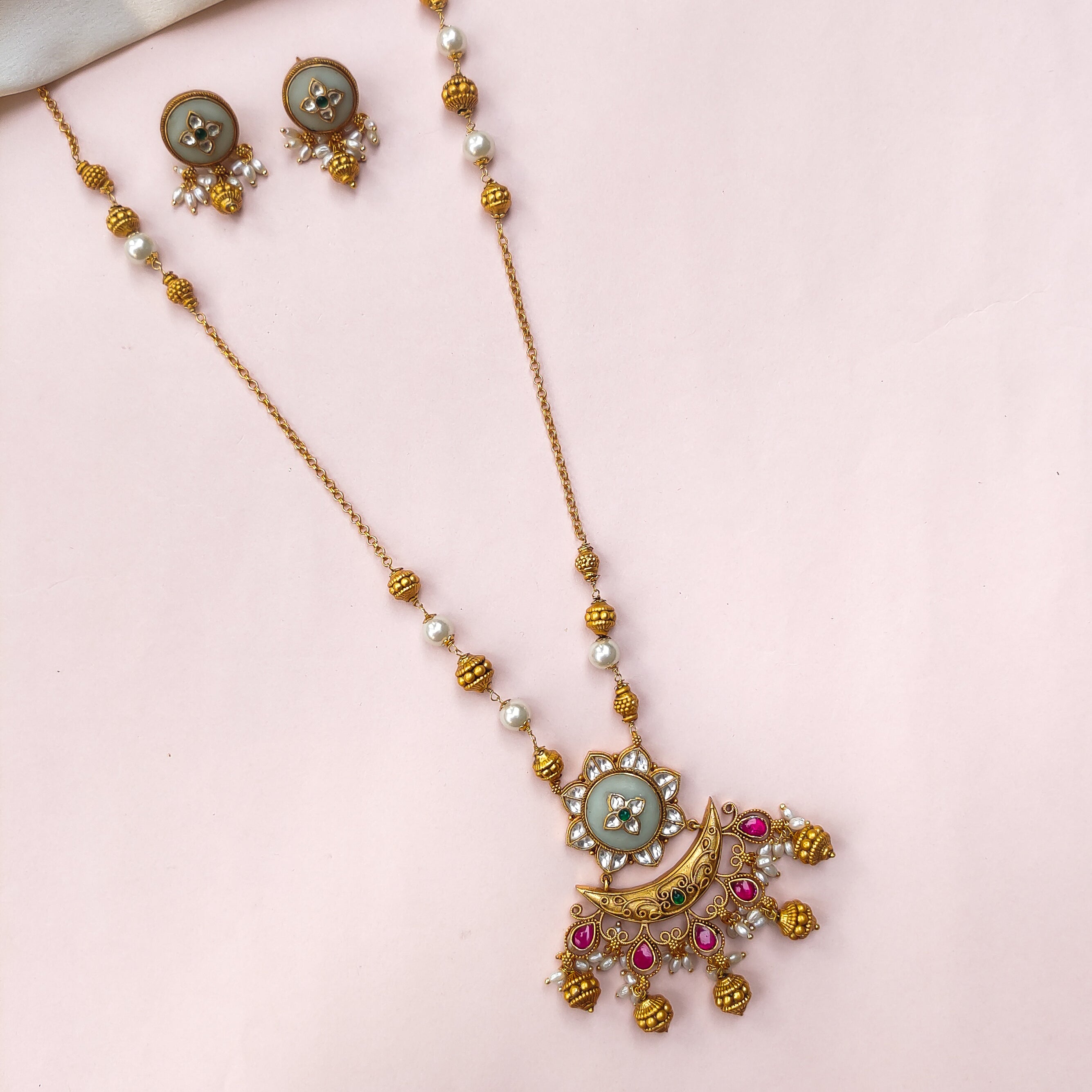 Soha Antique Necklace set