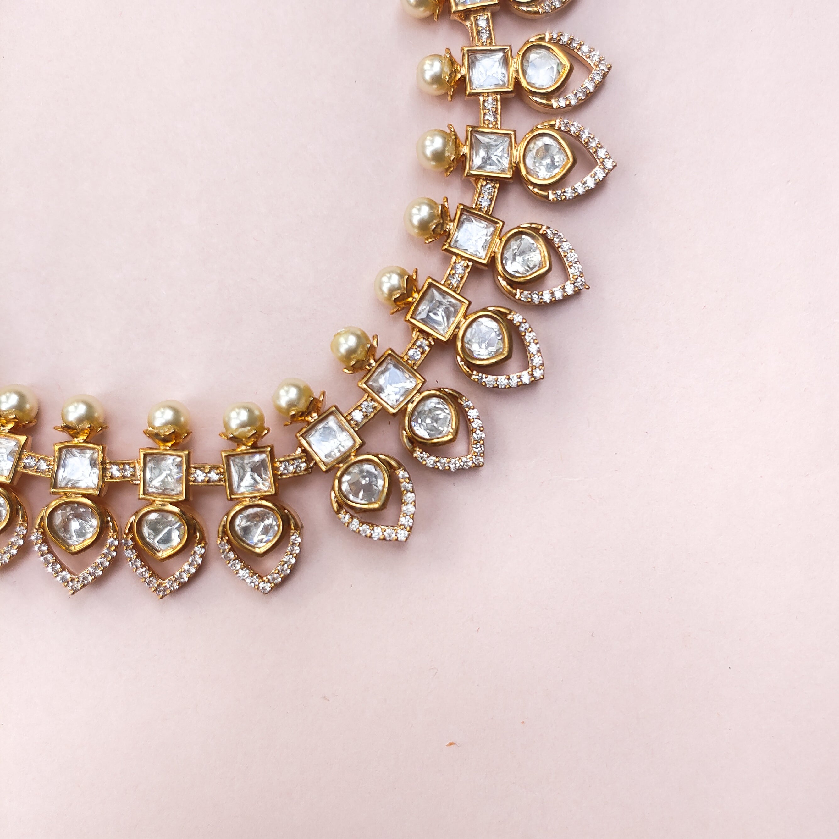 Anvika Kundan Choker Set