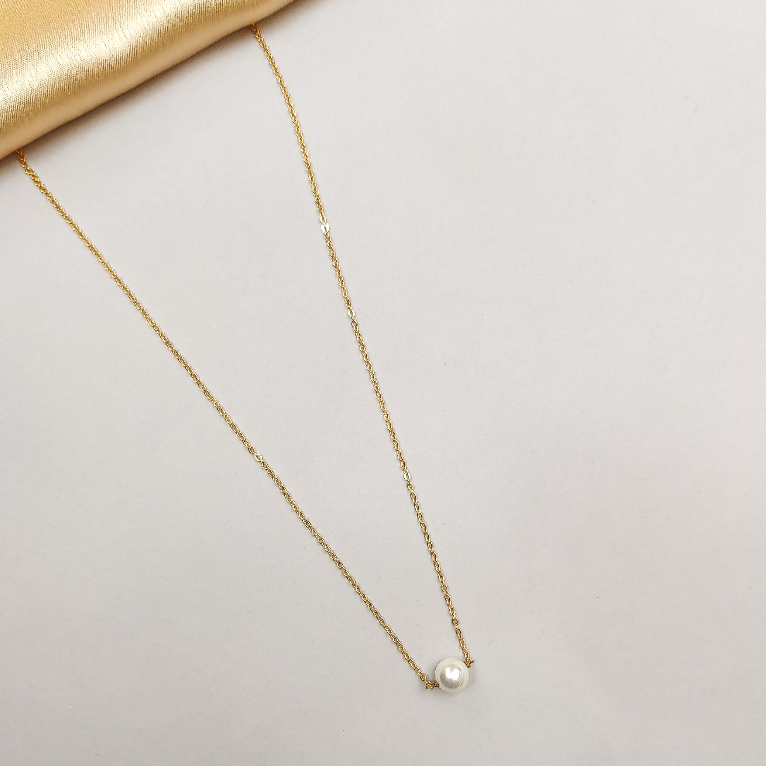 Single Pearl Chain Necklace