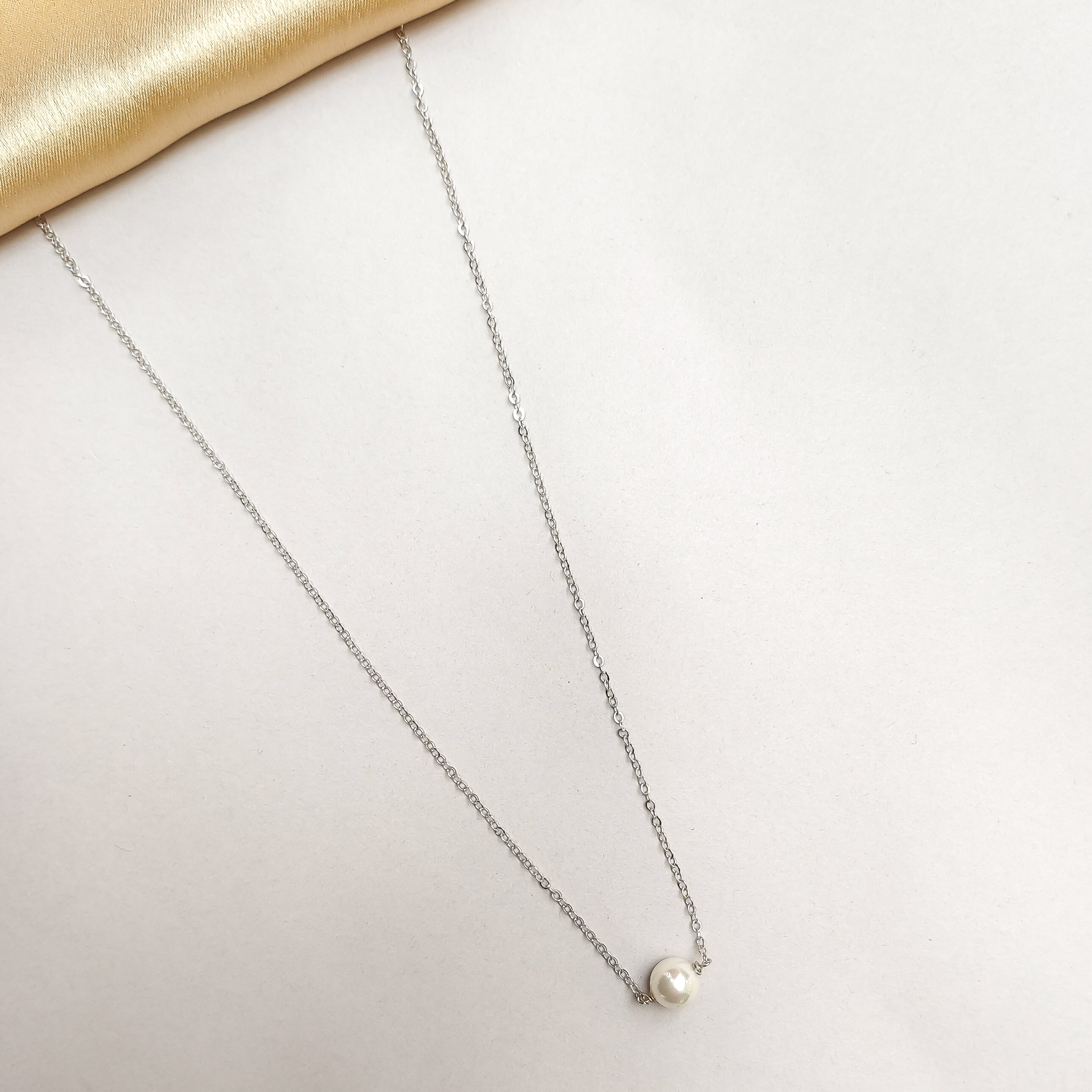 Single Pearl Chain Necklace