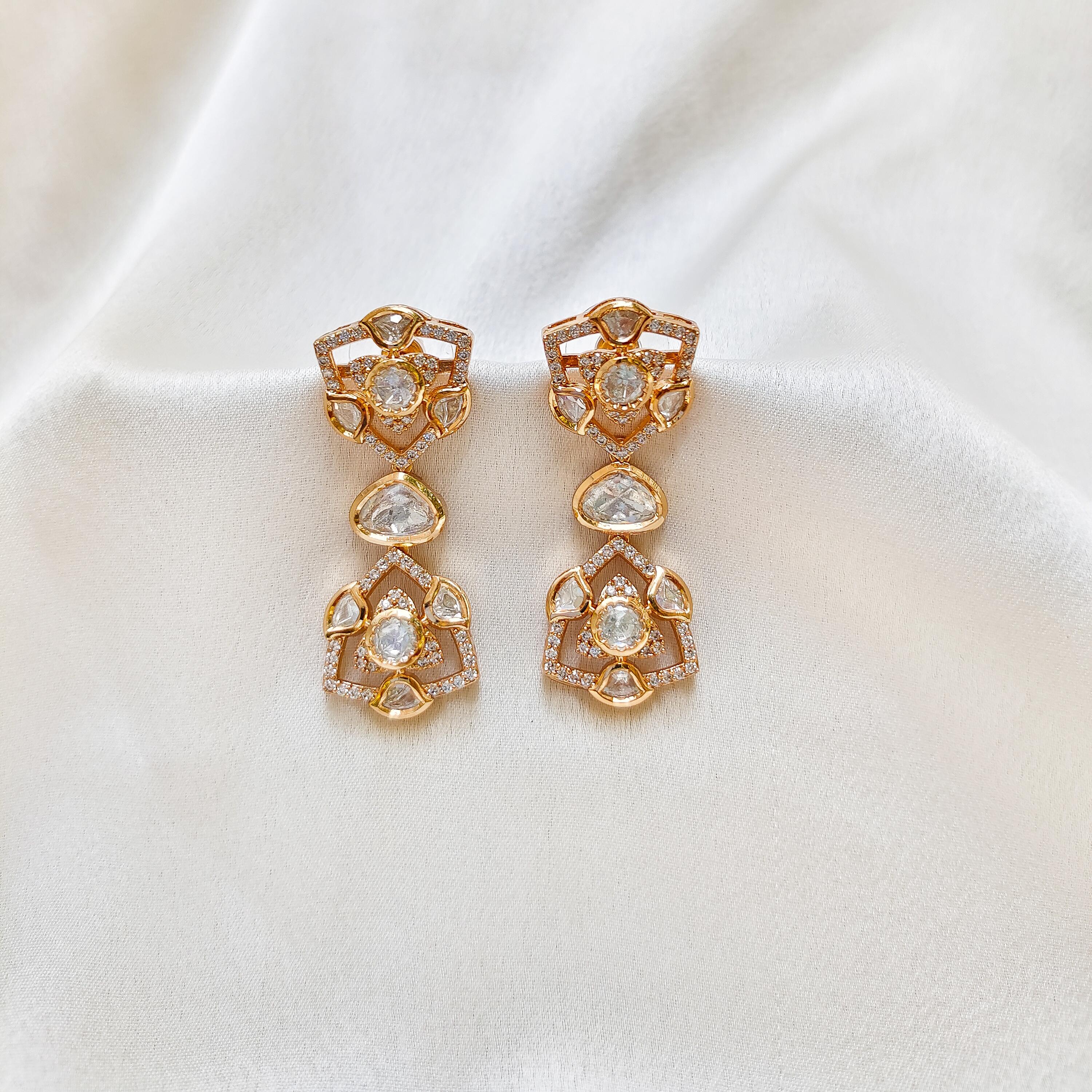 Avyukt Kundan Earrings