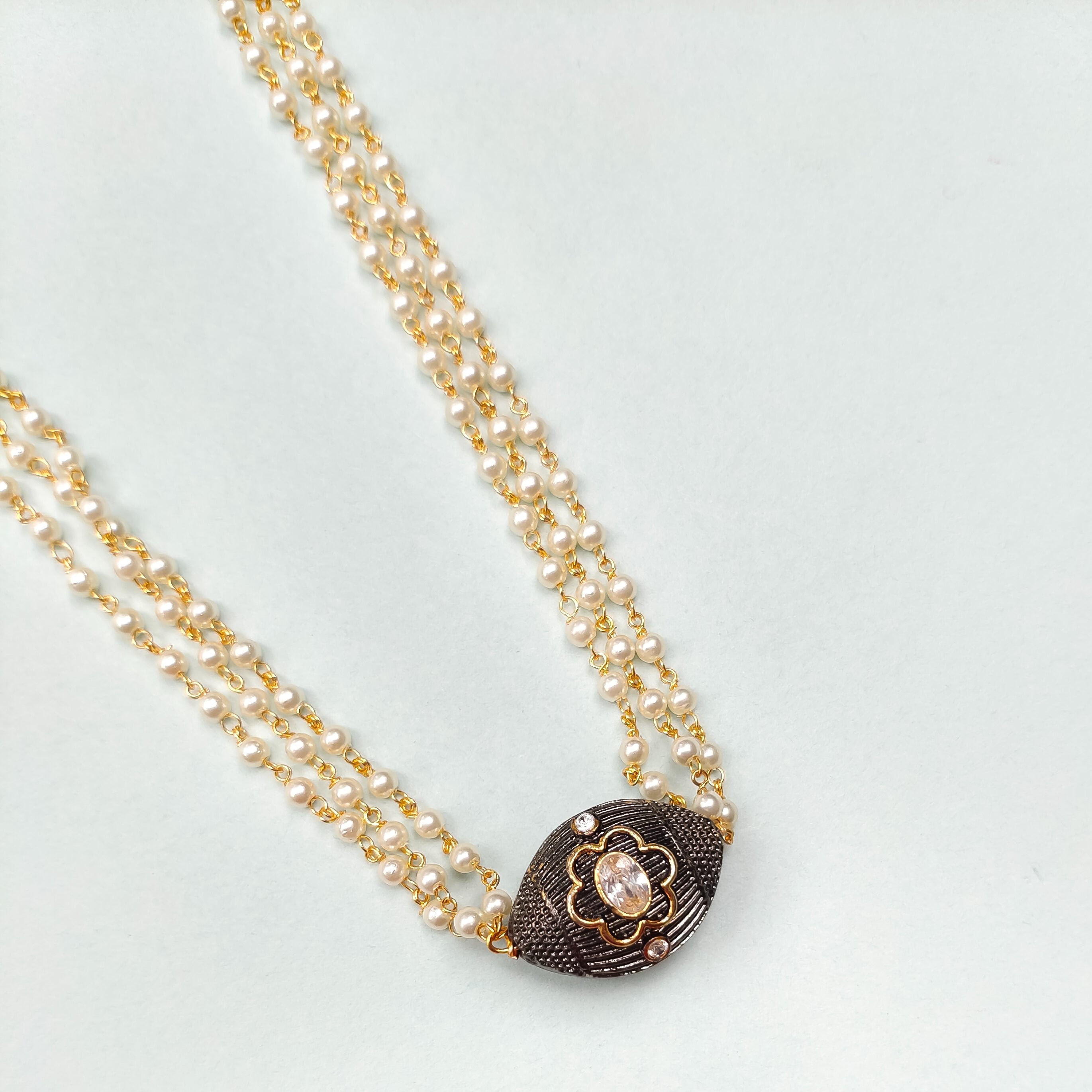 Niti Beaded Jadau Pearl Necklace