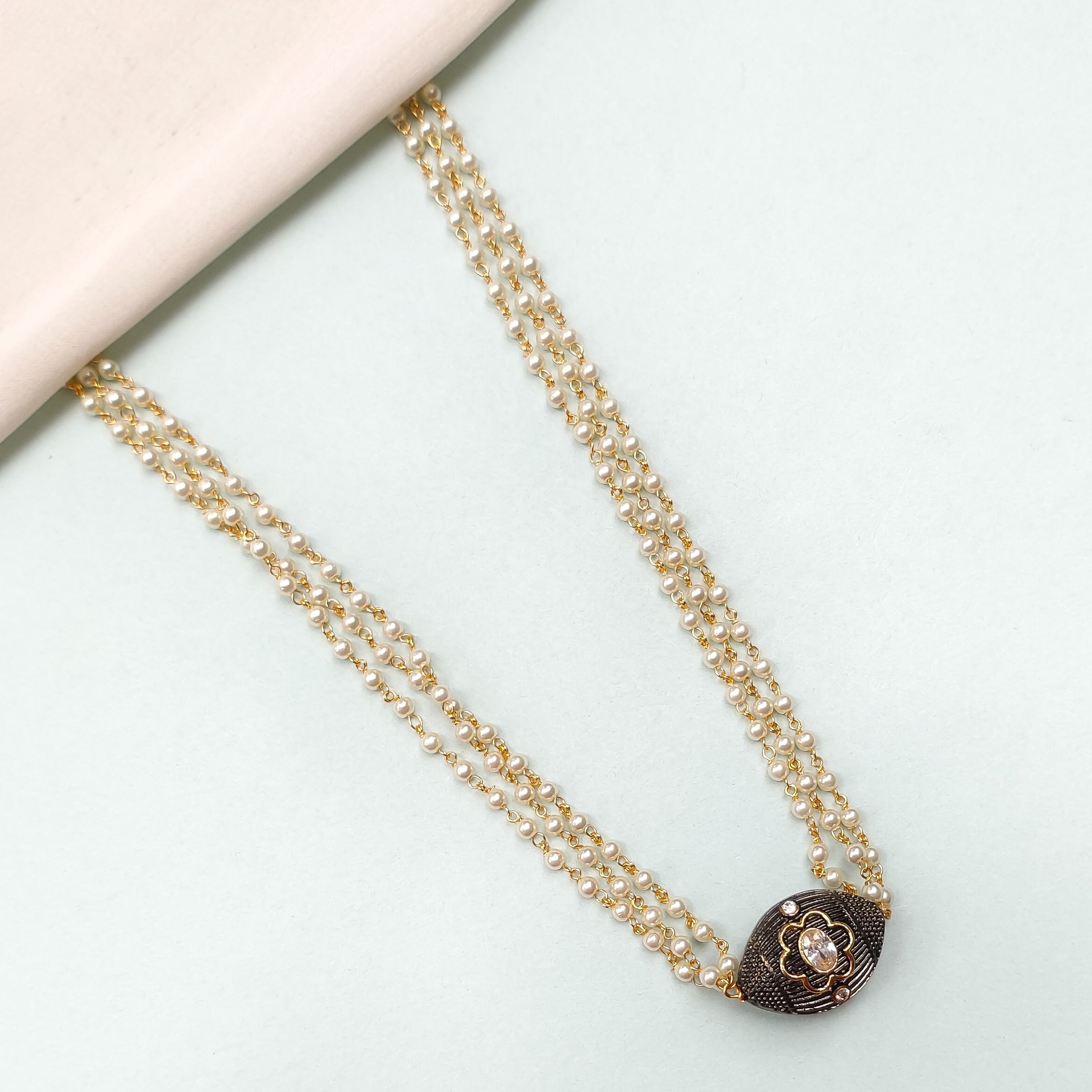 Niti Beaded Jadau Pearl Necklace