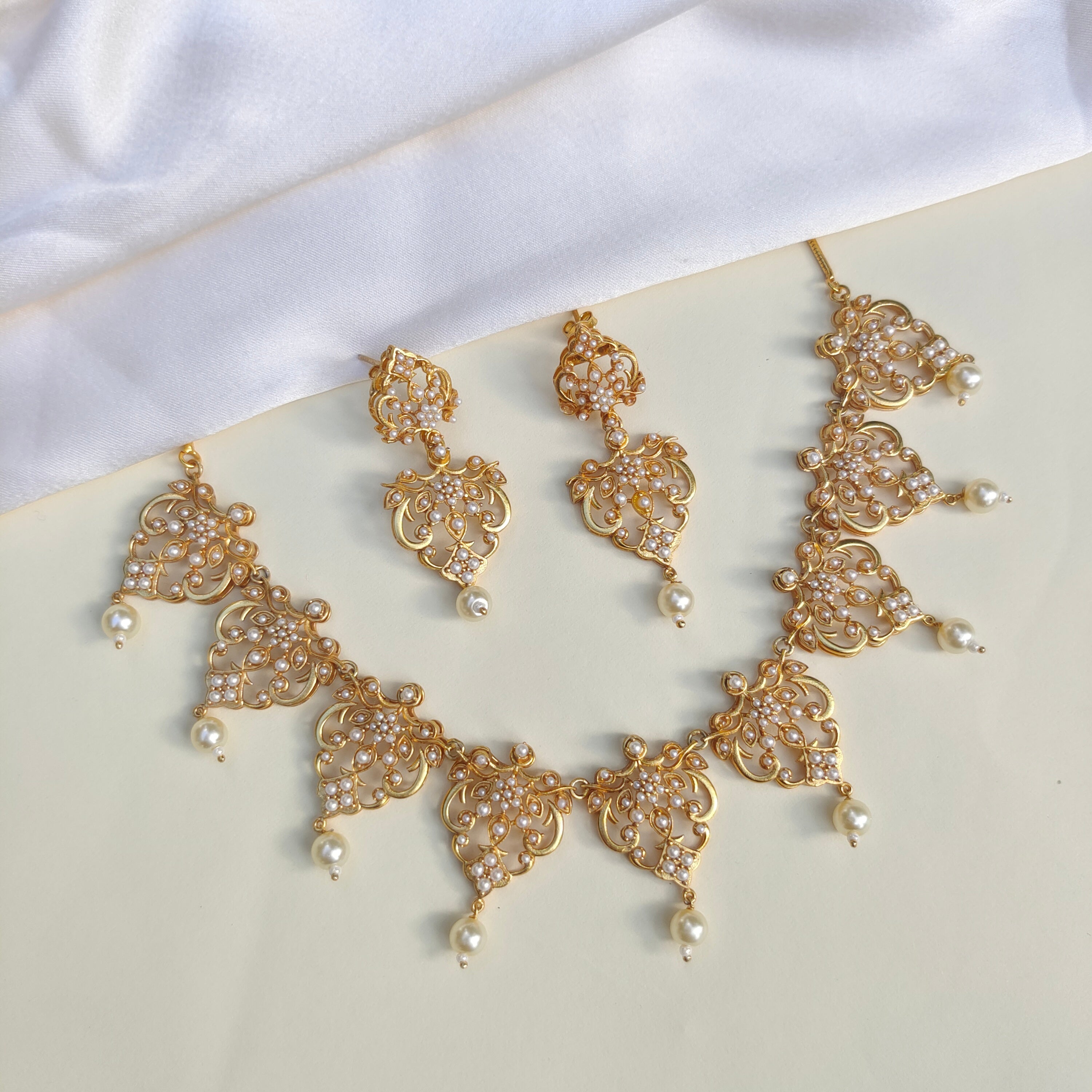 Kriti Pure Silver Pearl Necklace
