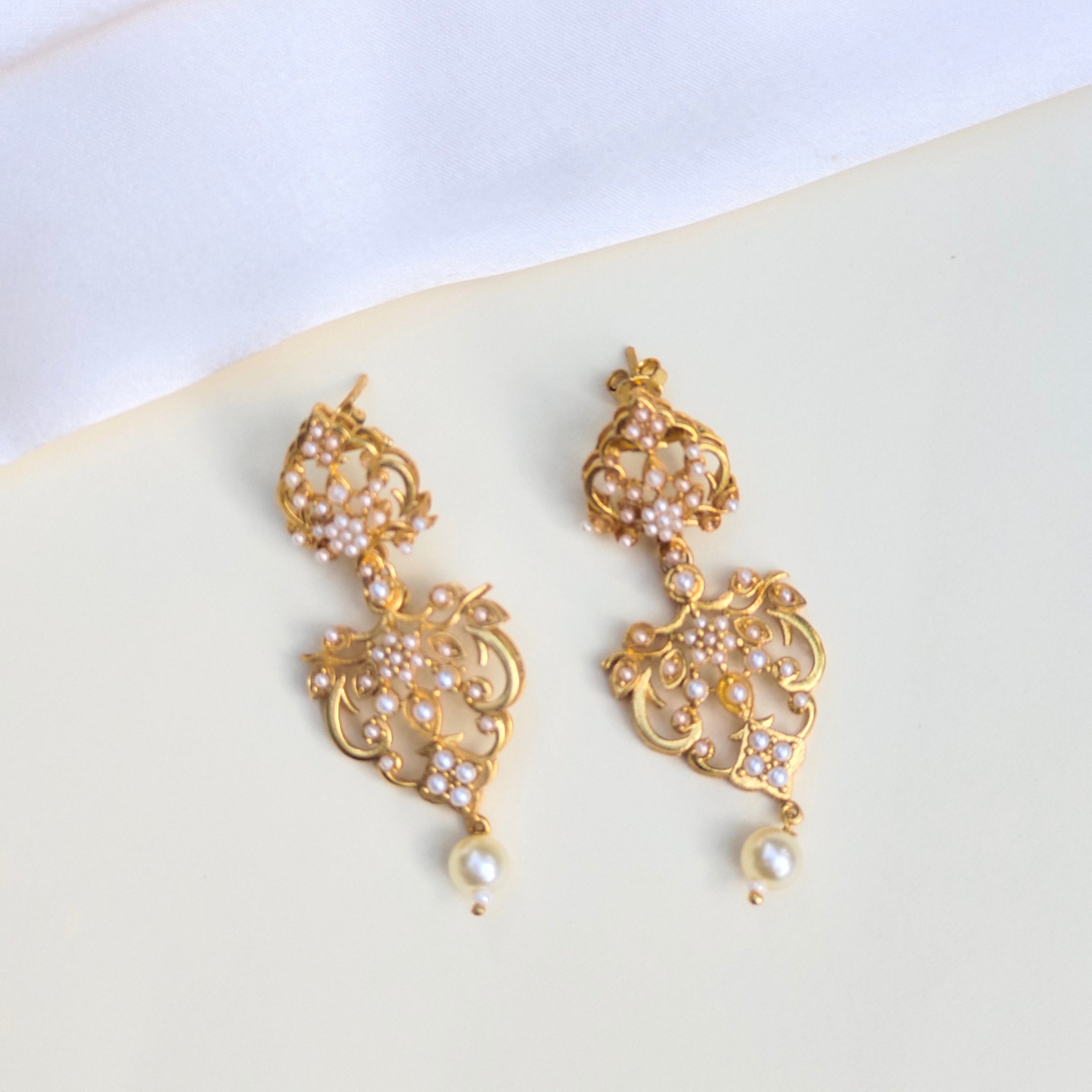 Kriti Pure Silver Pearl Necklace